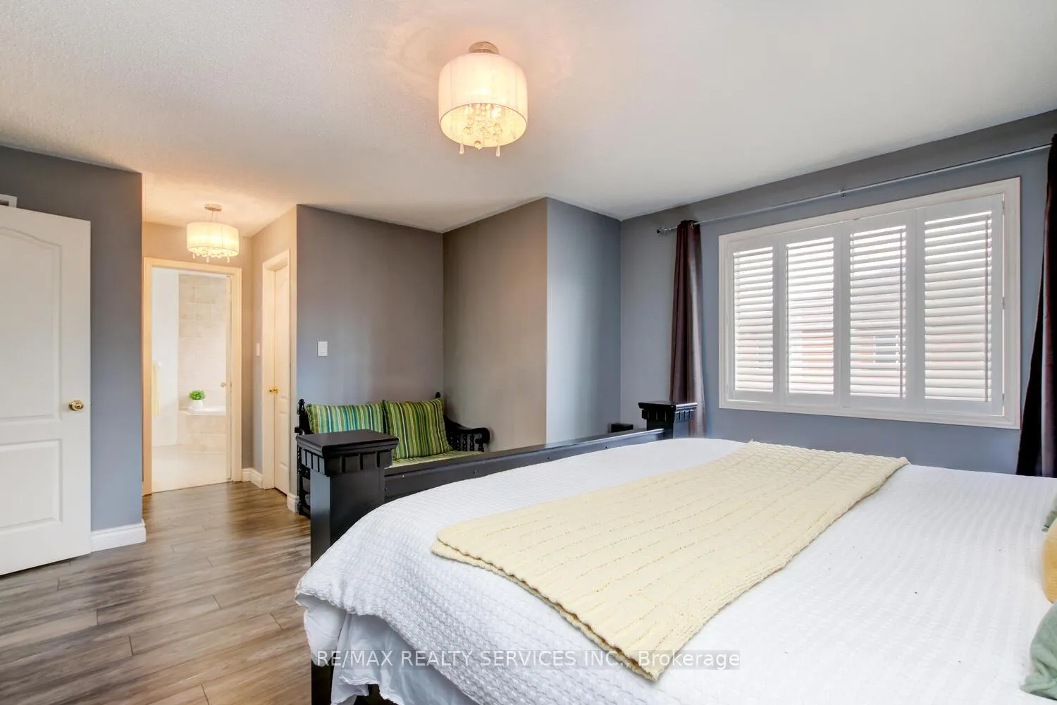 Photo 25 of 47 Cape Dorset Crescent, Brampton, Sandringham-Wellington — HOMEH