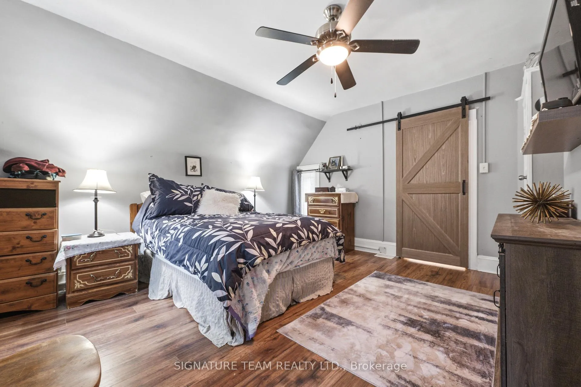 Photo 15 of 652 Moffat Street, Pembroke, Pembroke — HOMEH