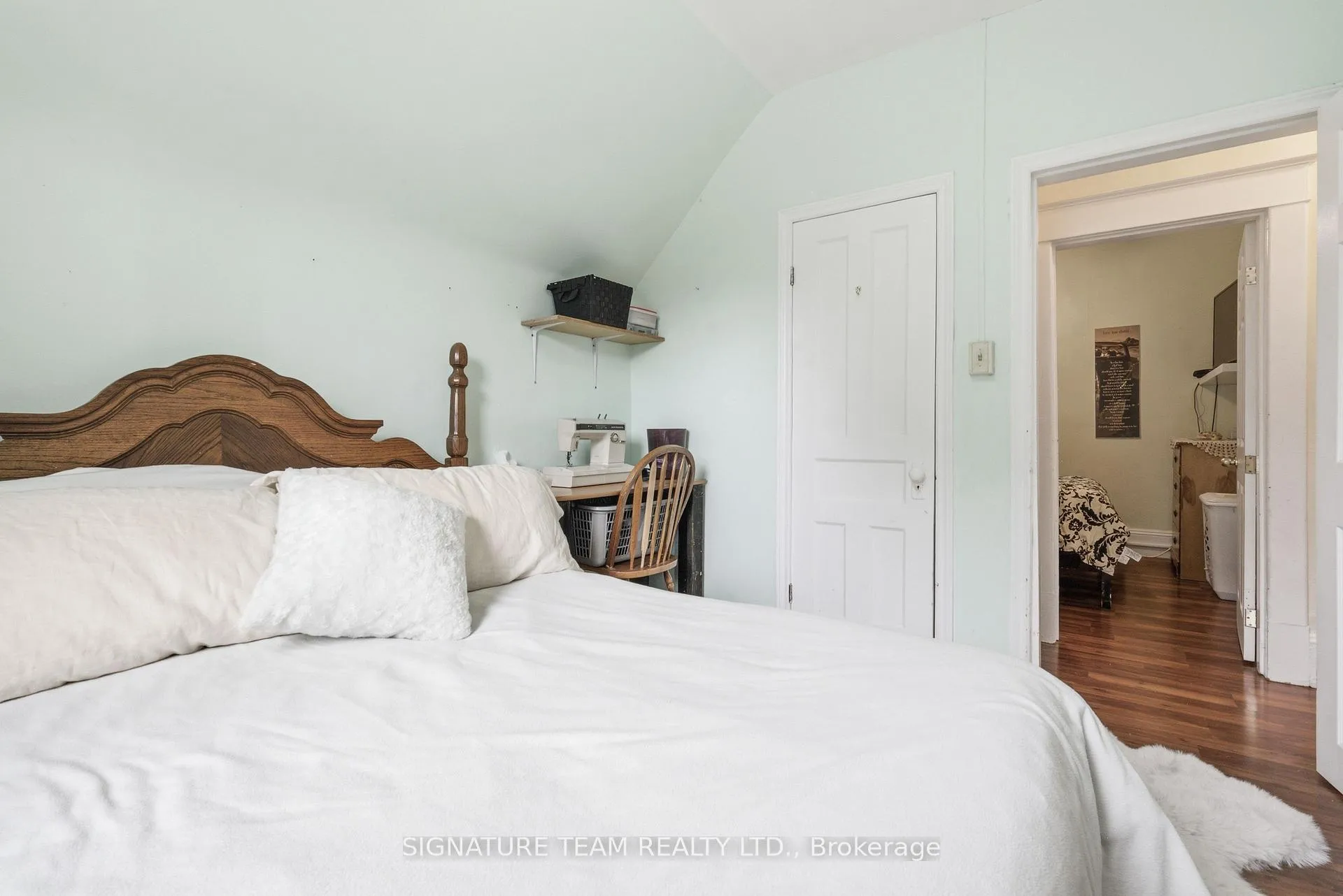 Photo 20 of 652 Moffat Street, Pembroke, Pembroke — HOMEH