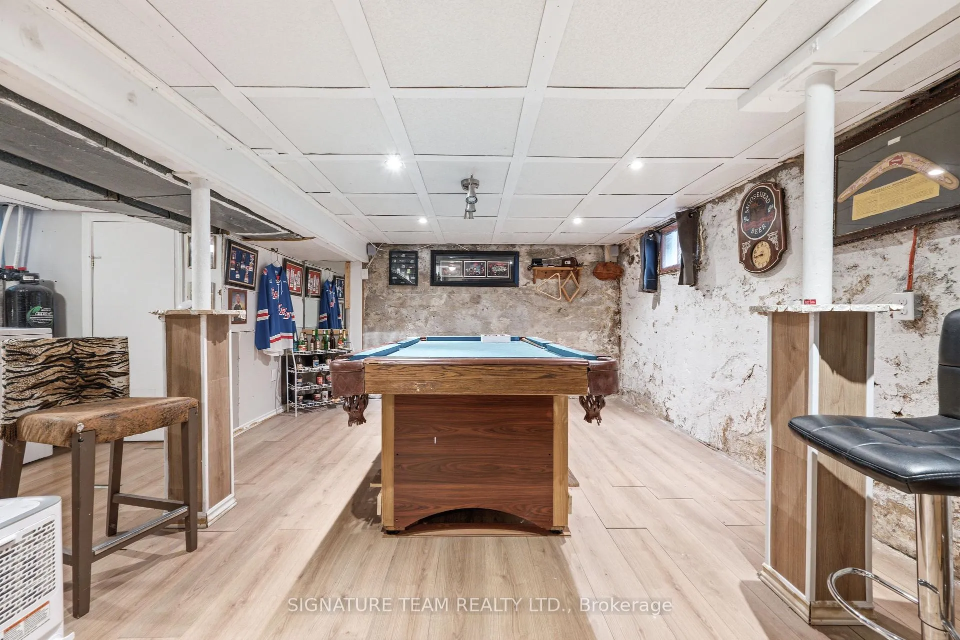 Photo 25 of 652 Moffat Street, Pembroke, Pembroke — HOMEH