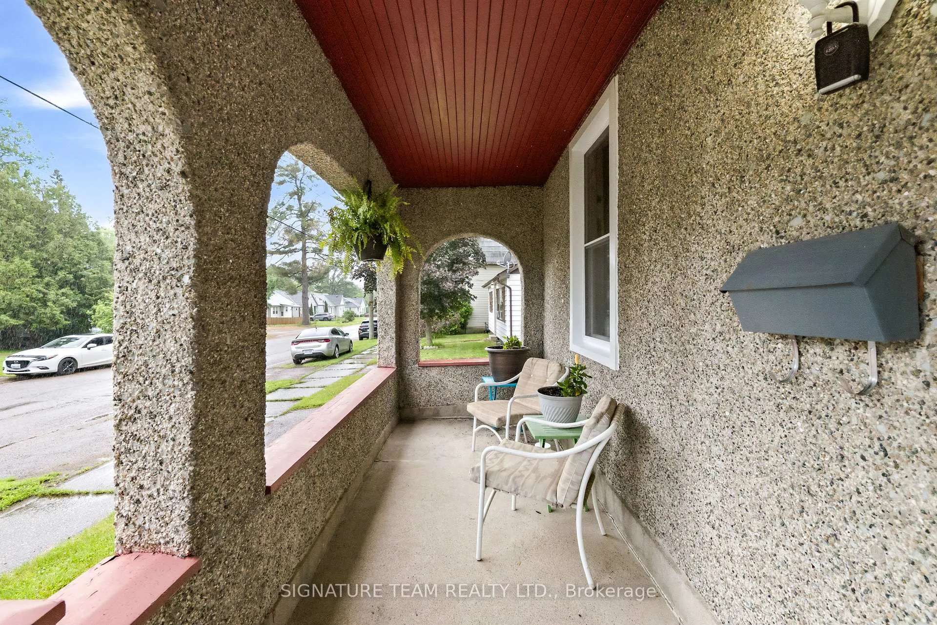Photo 33 of 652 Moffat Street, Pembroke, Pembroke — HOMEH