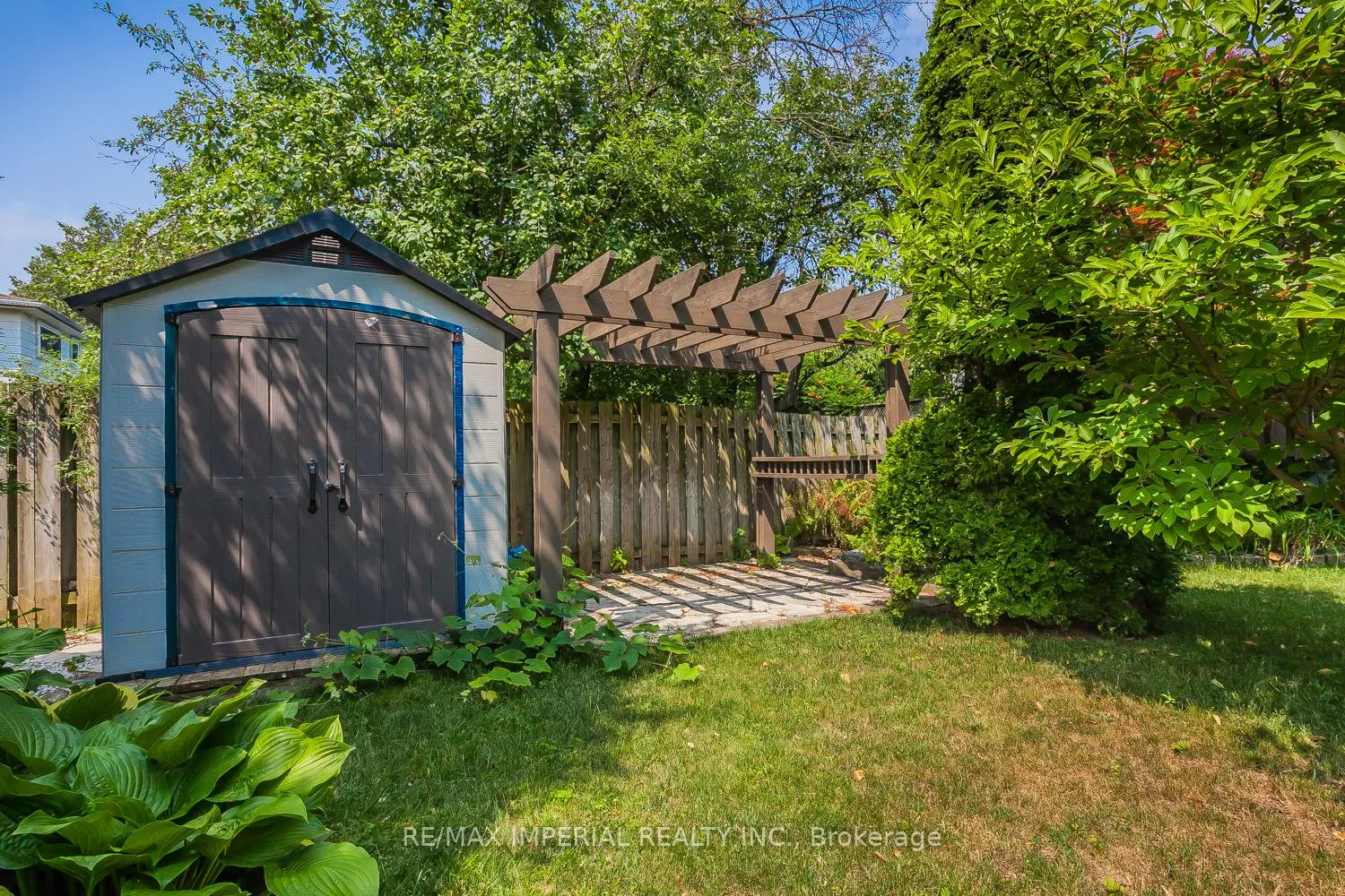 Photo 5 of 48 Carlton Road, Markham, Unionville — HOMEH