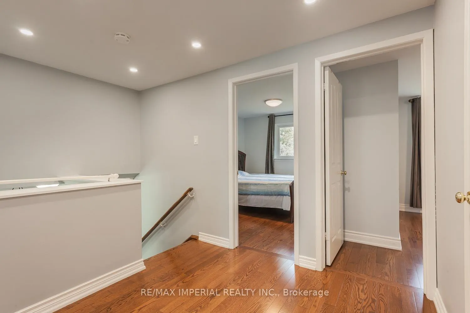 Photo 12 of 48 Carlton Road, Markham, Unionville — HOMEH
