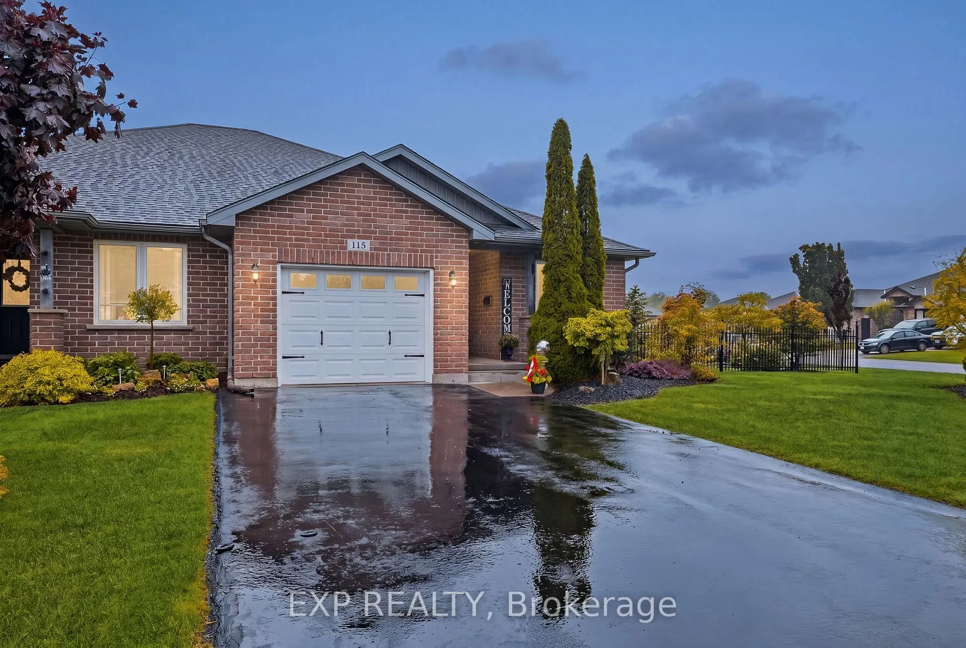 Photo 4 of 115 Milton Seiler Crescent, Minto — HOMEH