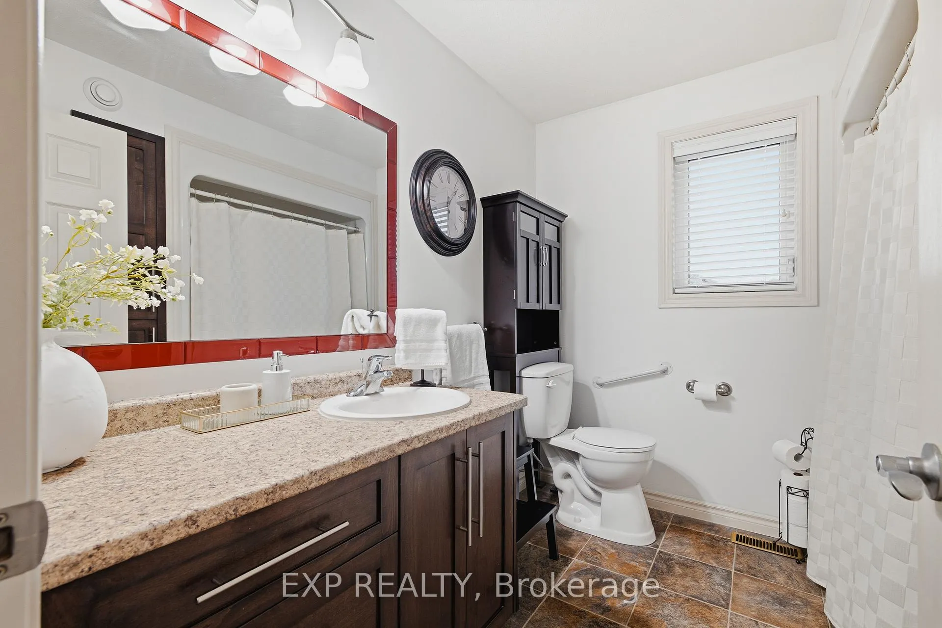 Photo 24 of 115 Milton Seiler Crescent, Minto — HOMEH