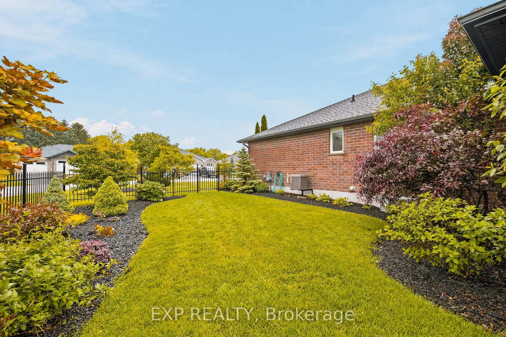 Photo 40 of 115 Milton Seiler Crescent, Minto — HOMEH