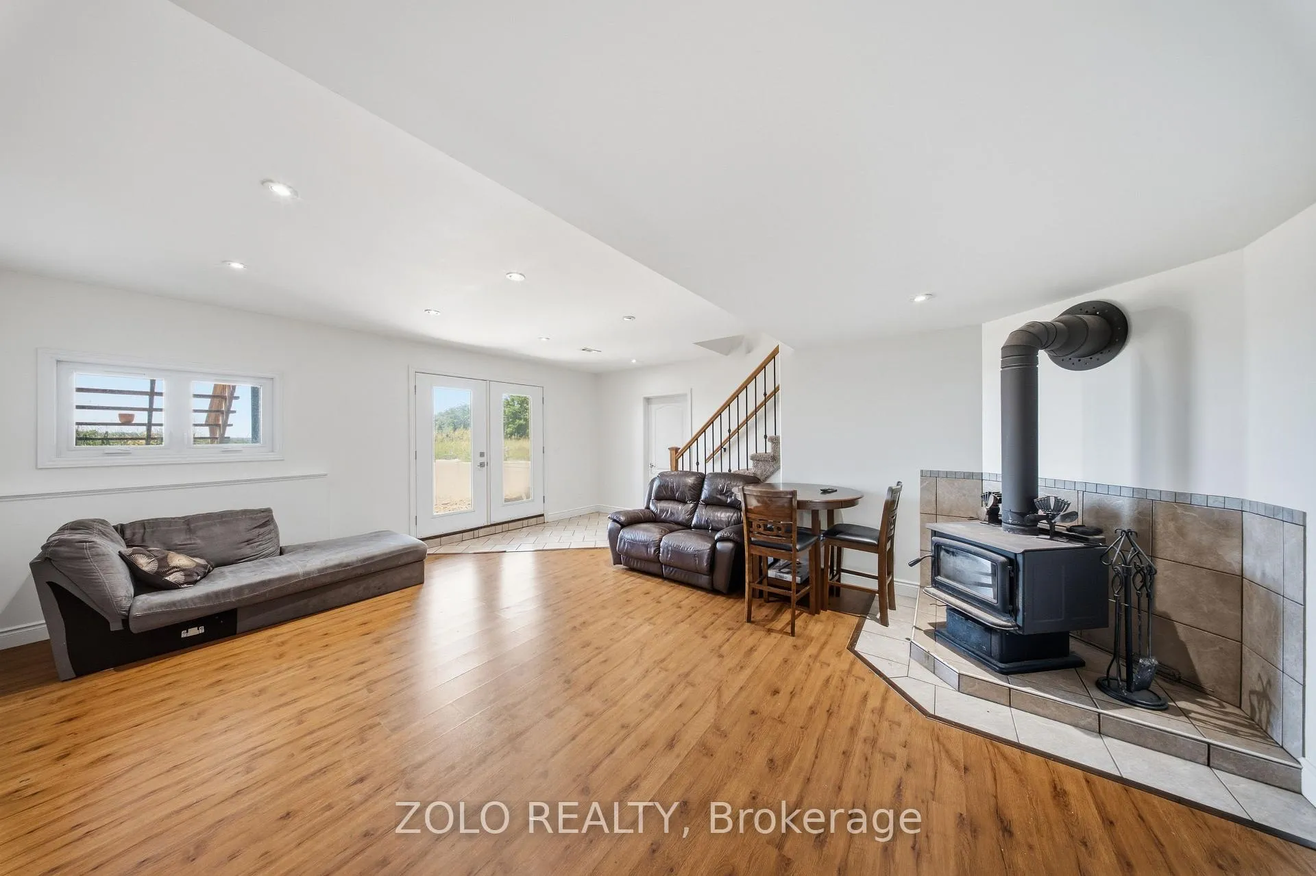 Photo 35 of 2150 Woodburn Road, Kingston, City North of 401 — HOMEH