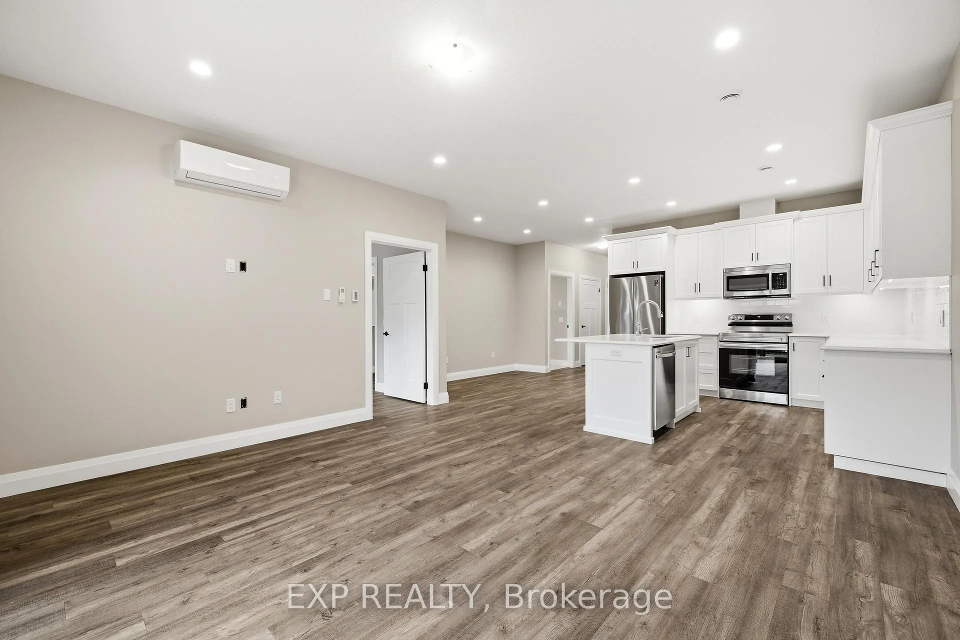 Photo 8 of 305 Henry Street S, Minto — HOMEH