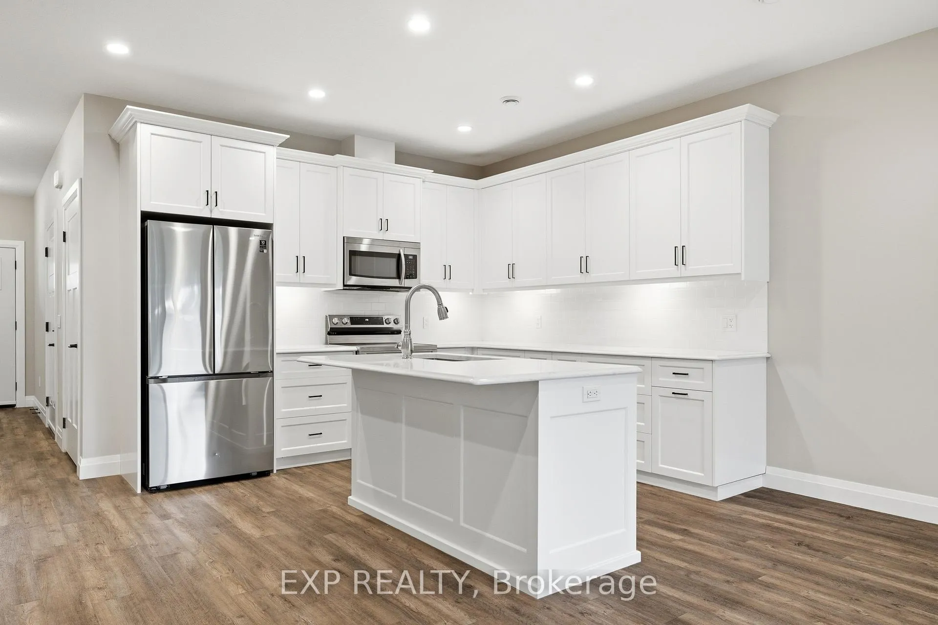 Photo 9 of 305 Henry Street S, Minto — HOMEH
