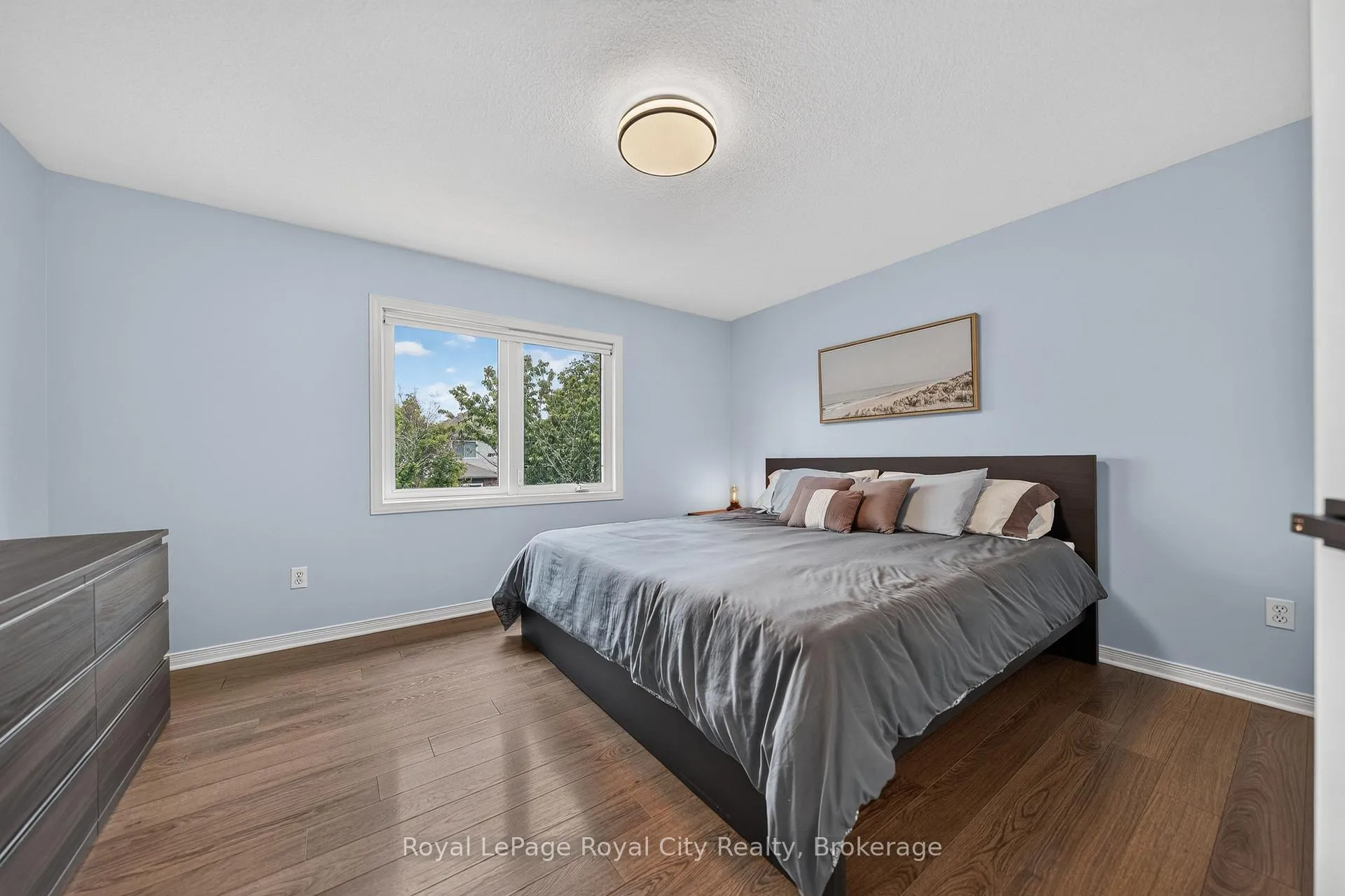 Photo 22 of 15 Camm Crescent, Guelph, Pineridge/Westminster Woods — HOMEH