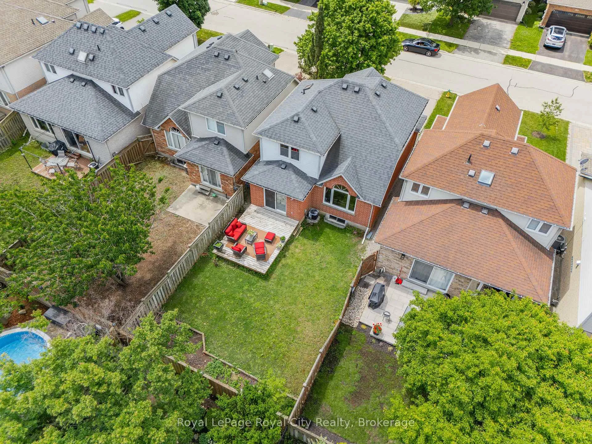 Photo 45 of 15 Camm Crescent, Guelph, Pineridge/Westminster Woods — HOMEH