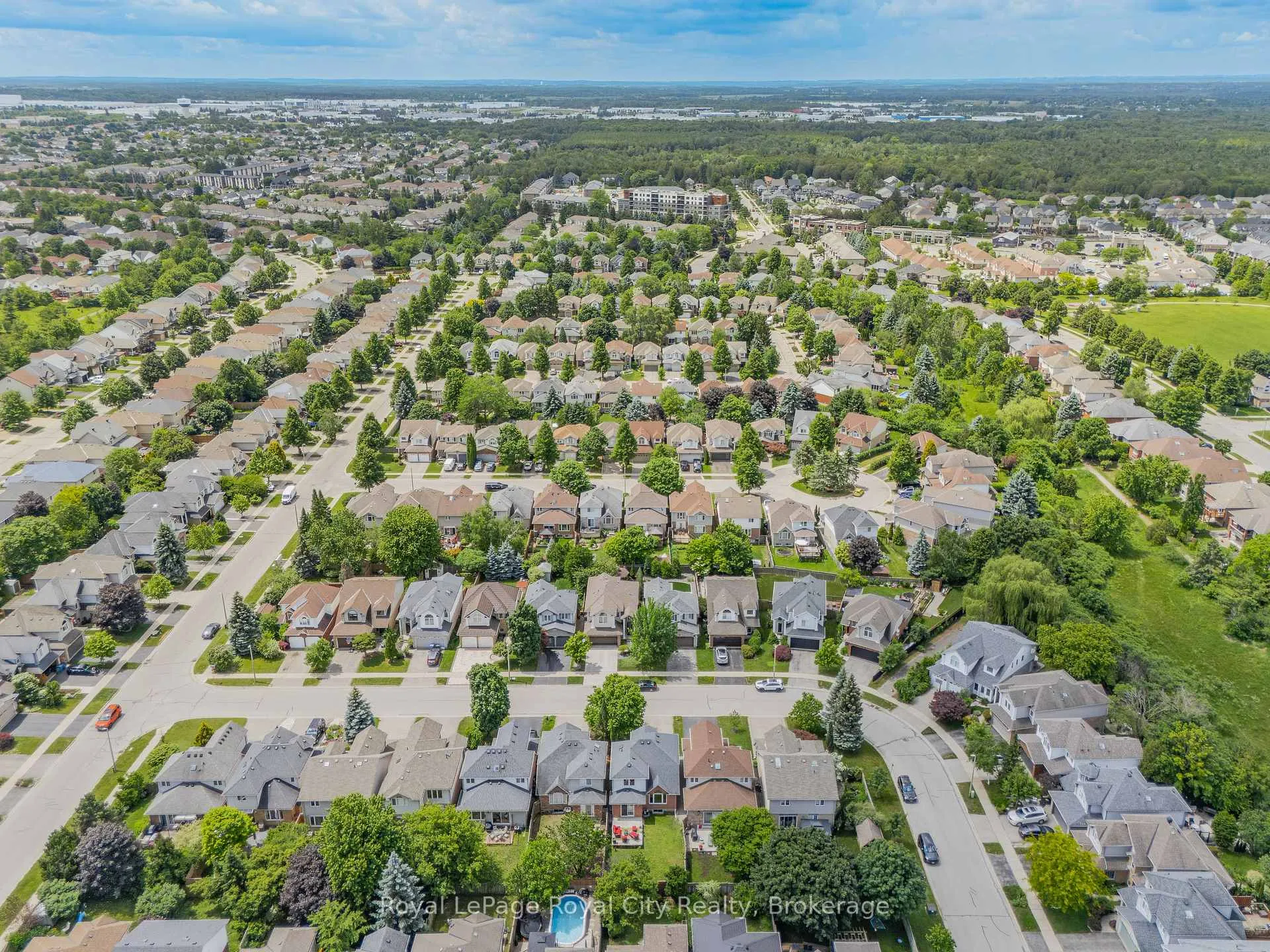 Photo 46 of 15 Camm Crescent, Guelph, Pineridge/Westminster Woods — HOMEH