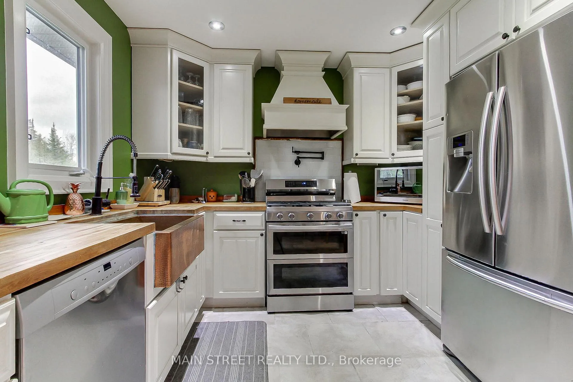 Photo 11 of 1 Mustard Street, Uxbridge, Rural Uxbridge — HOMEH