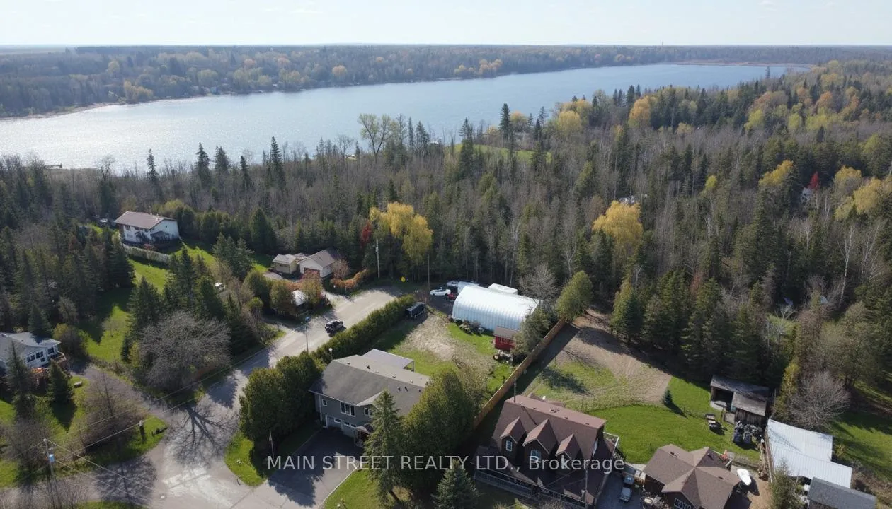 Photo 44 of 1 Mustard Street, Uxbridge, Rural Uxbridge — HOMEH