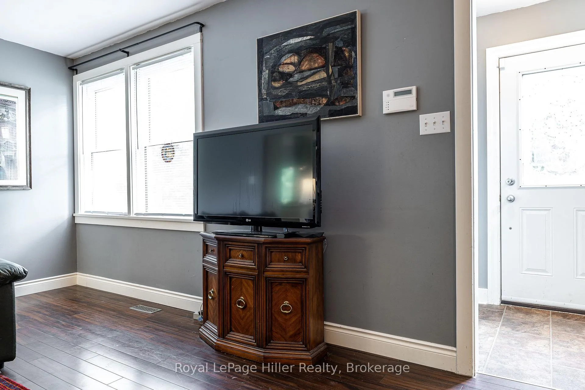 Photo 7 of 217 Norman Street, Stratford — HOMEH