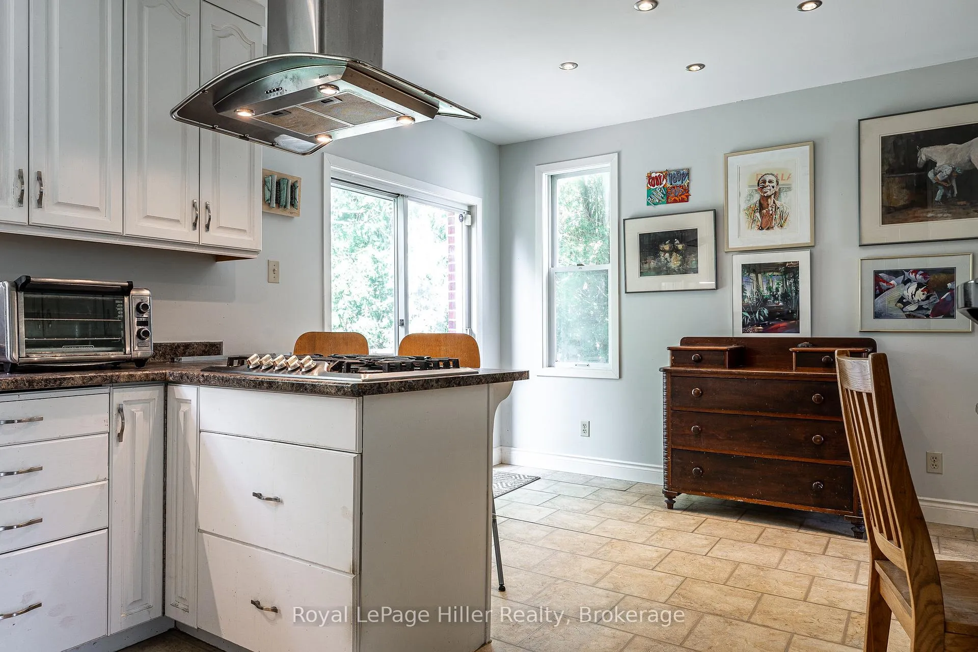 Photo 18 of 217 Norman Street, Stratford — HOMEH