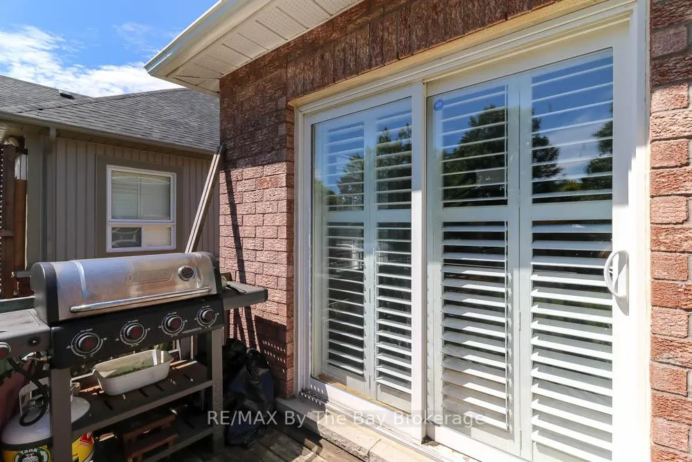 Photo 26 of 121 Royal Beech Drive, Wasaga Beach — HOMEH