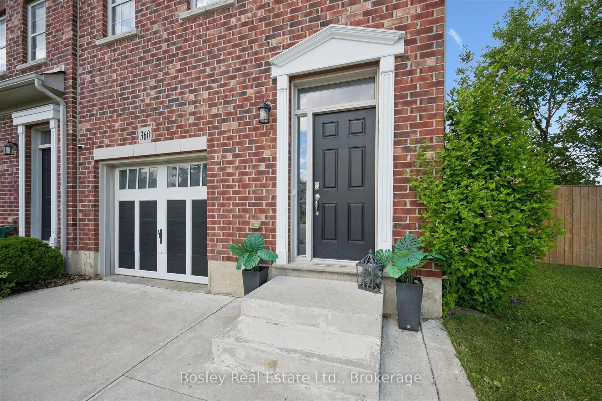 Photo 4 of 360 Louisa Street, Kitchener, Mount Hope Huron Park — HOMEH