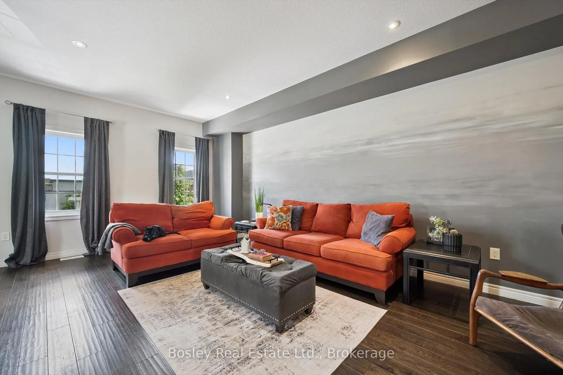 Photo 8 of 360 Louisa Street, Kitchener, Mount Hope Huron Park — HOMEH
