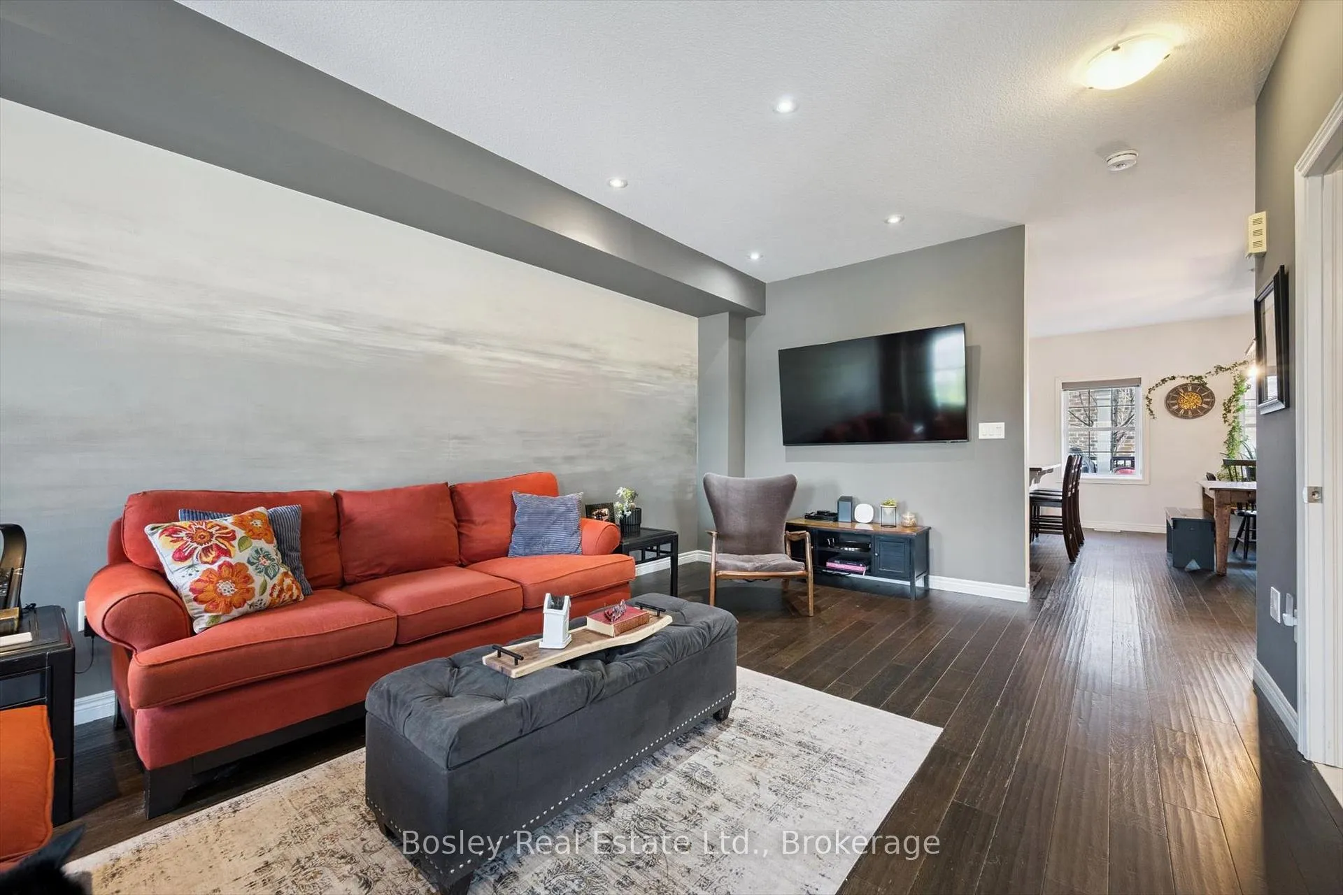Photo 10 of 360 Louisa Street, Kitchener, Mount Hope Huron Park — HOMEH