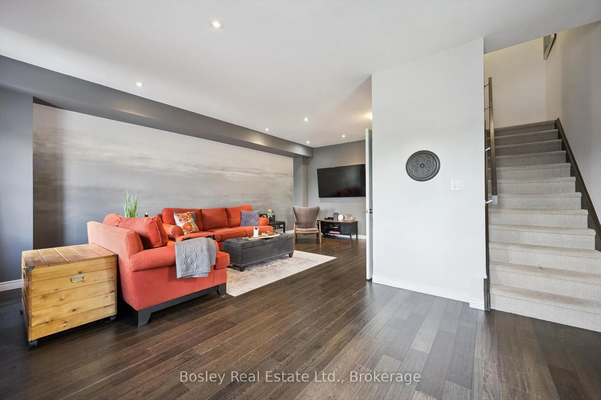 Photo 12 of 360 Louisa Street, Kitchener, Mount Hope Huron Park — HOMEH