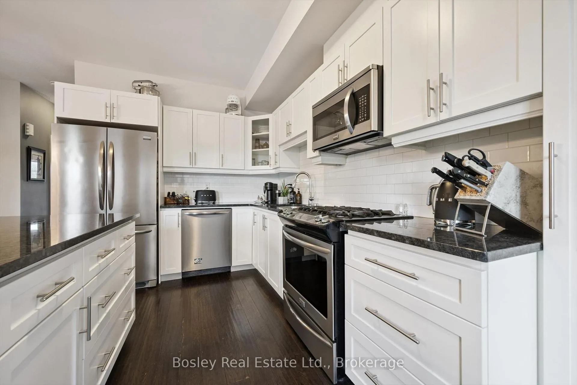 Photo 16 of 360 Louisa Street, Kitchener, Mount Hope Huron Park — HOMEH