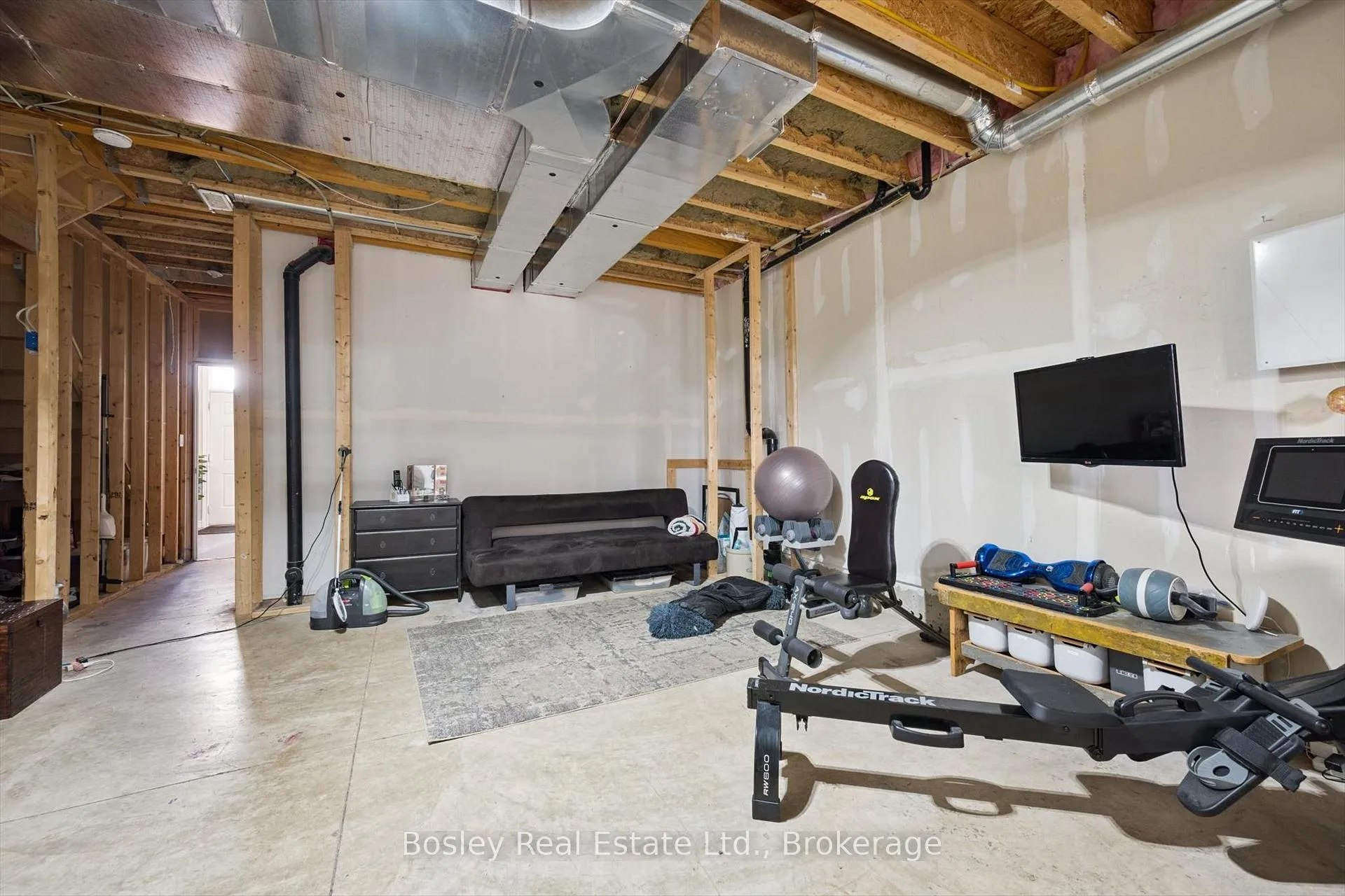 Photo 30 of 360 Louisa Street, Kitchener, Mount Hope Huron Park — HOMEH