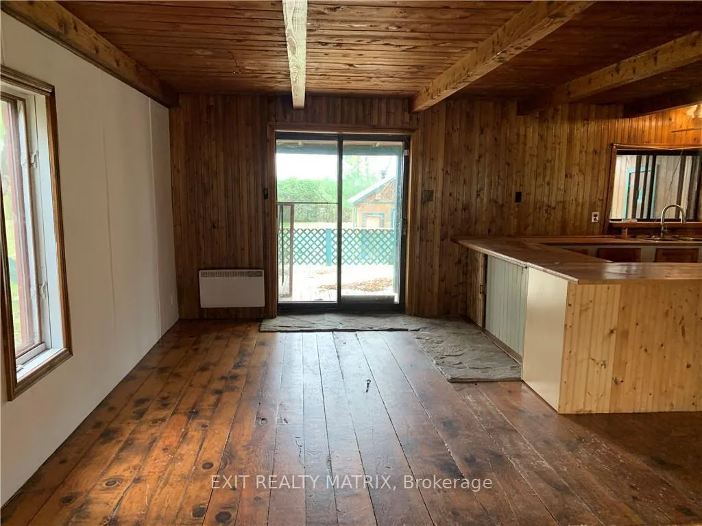 Photo 5 of 889 Lalonde Road, Champlain, L'Orignal — HOMEH