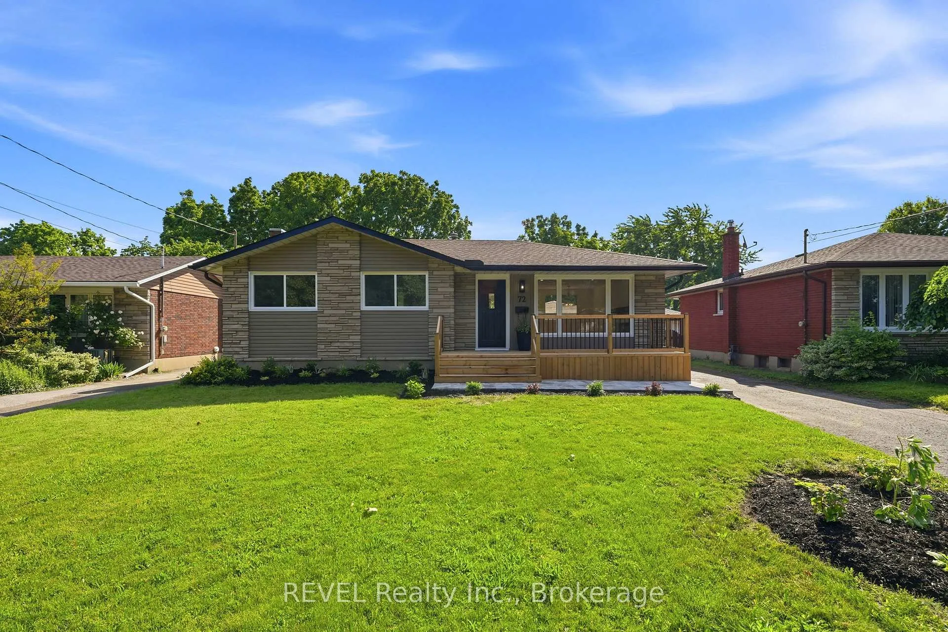 Photo 1 of 72 Prince Charles Drive, St. Catharines, Lakeport — HOMEH