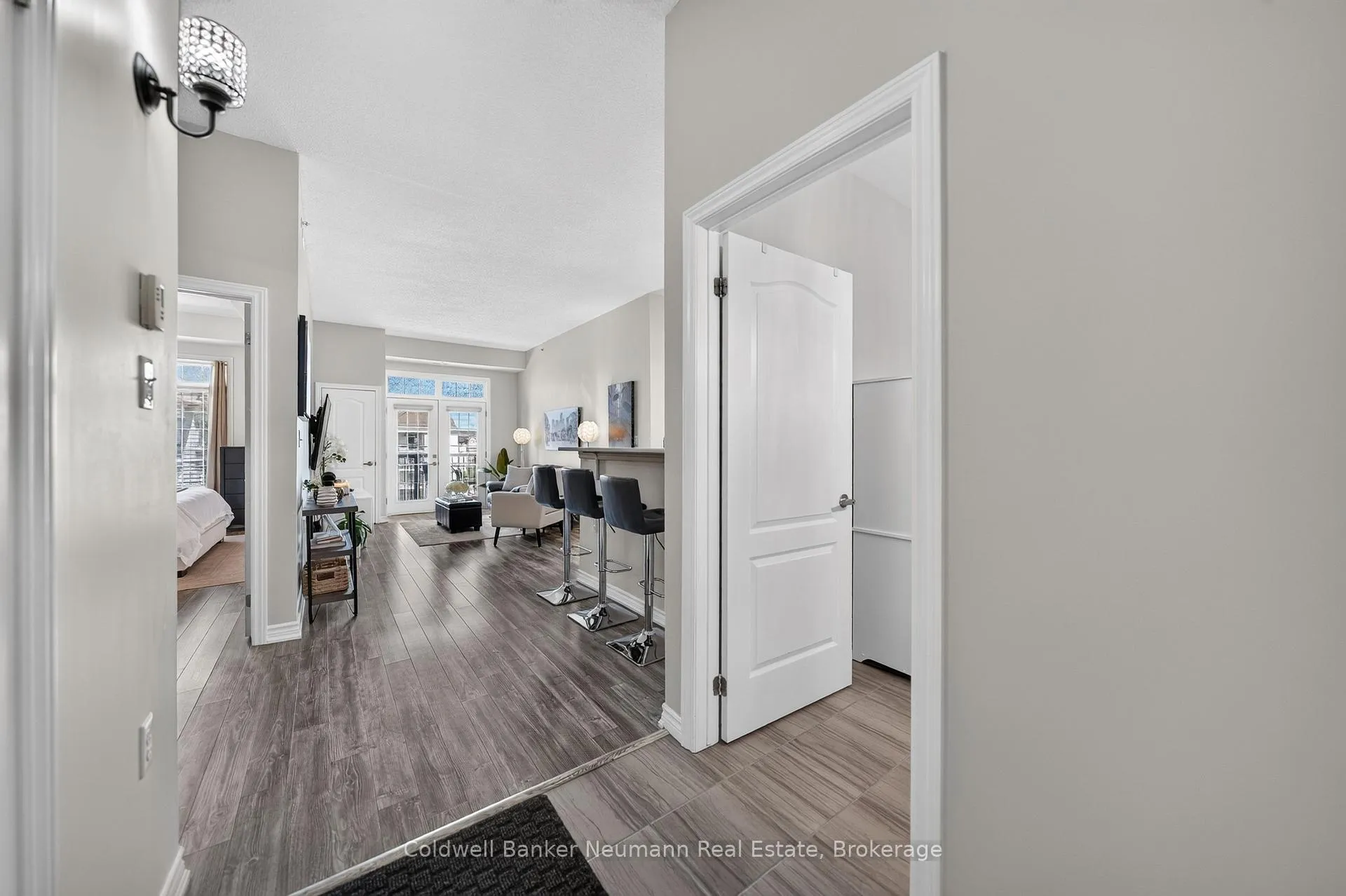 Photo 5 of Unit 412, 1450 Main Street E, Milton, Dempsey — HOMEH