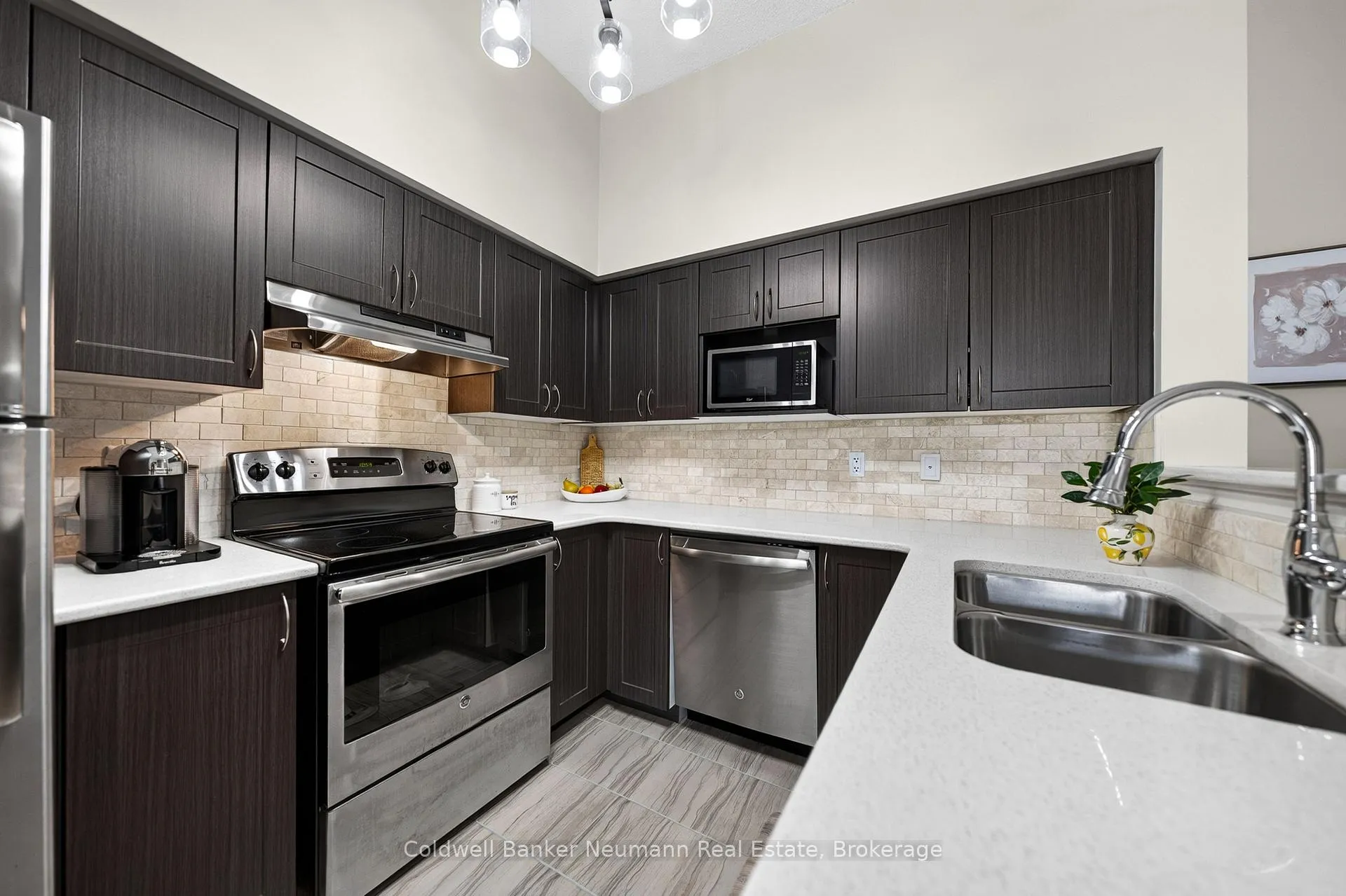 Photo 13 of Unit 412, 1450 Main Street E, Milton, Dempsey — HOMEH