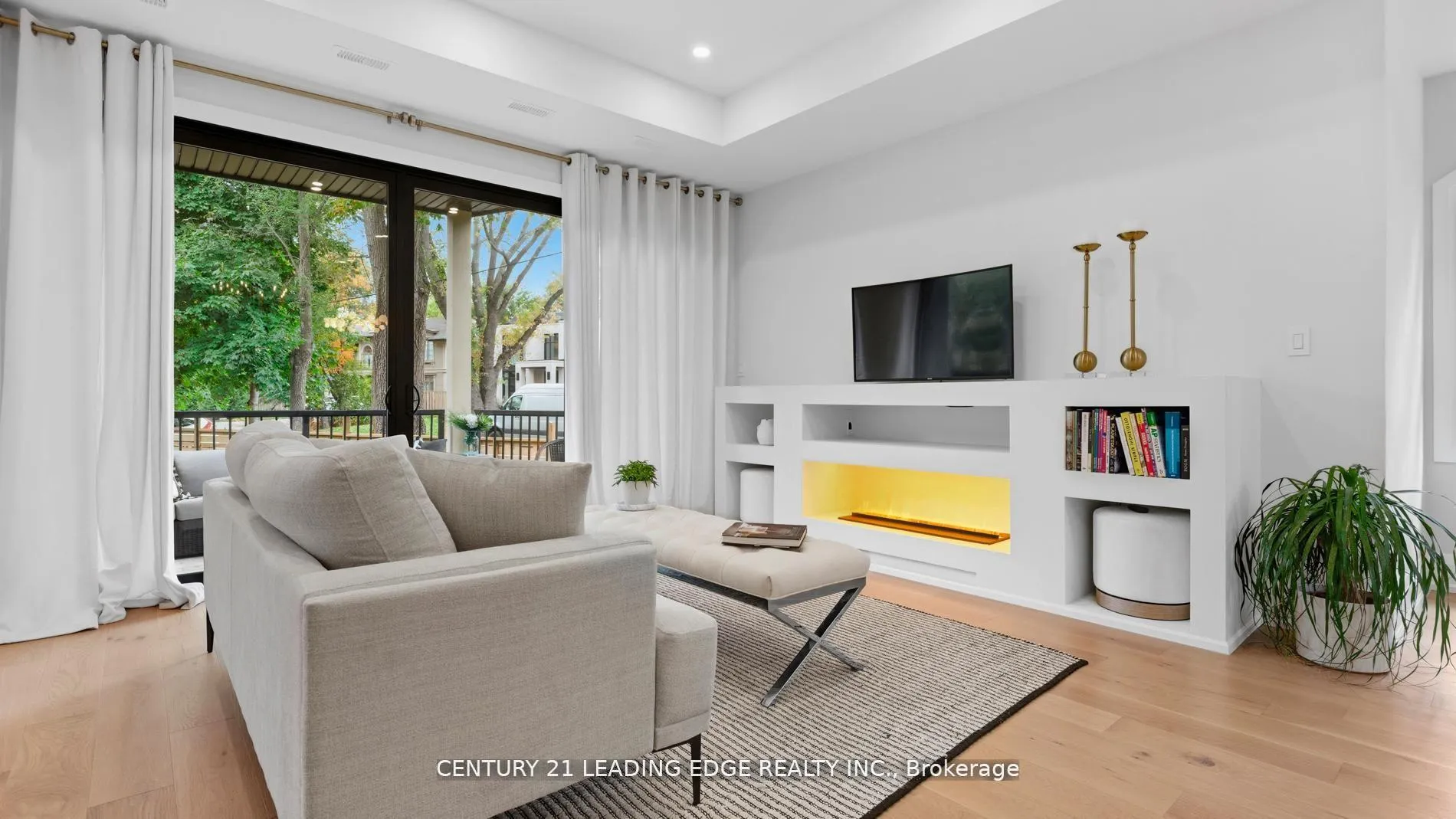Photo 14 of 197 Glen Oak Drive, Oakville, West — HOMEH