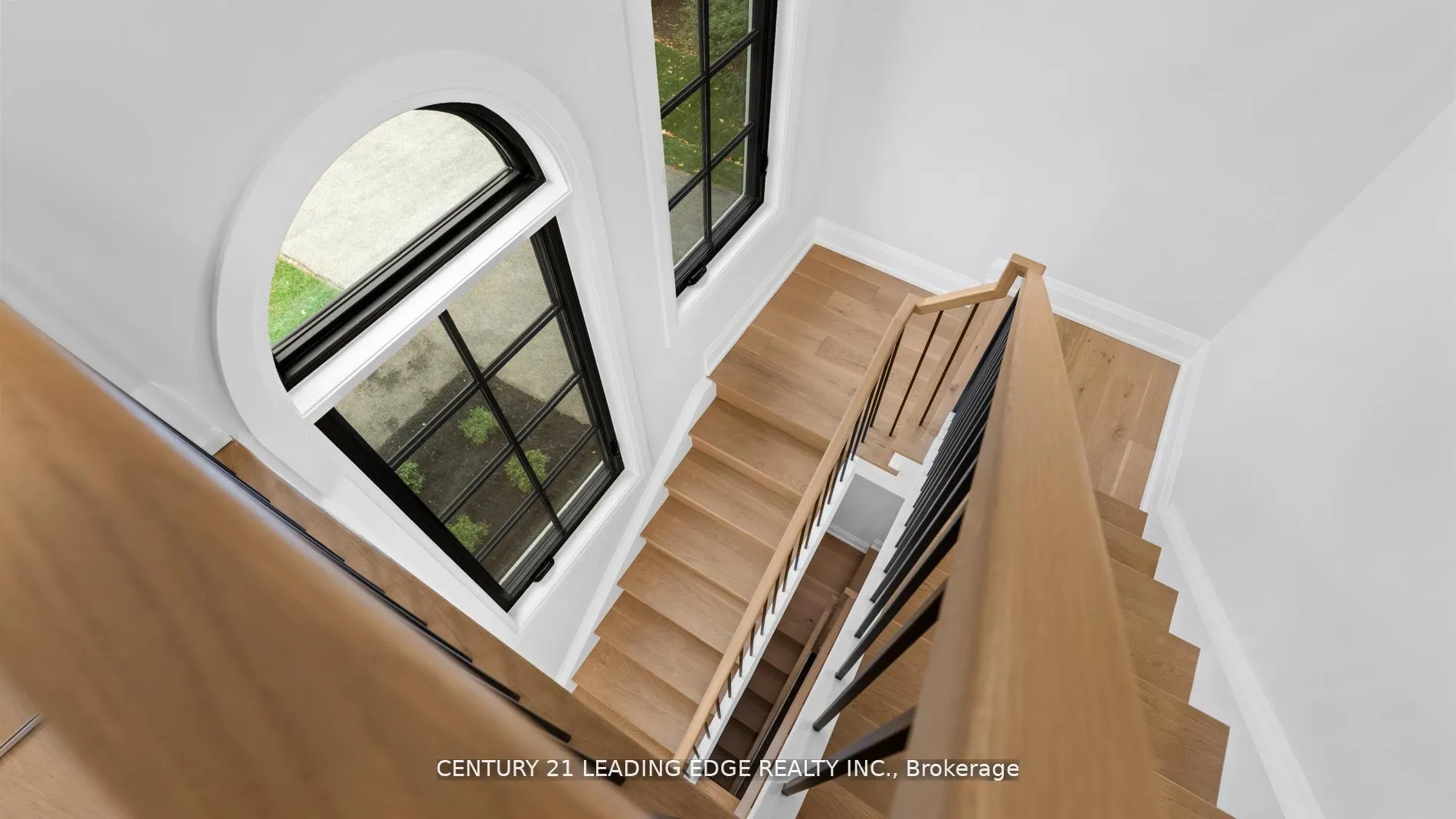 Photo 20 of 197 Glen Oak Drive, Oakville, West — HOMEH