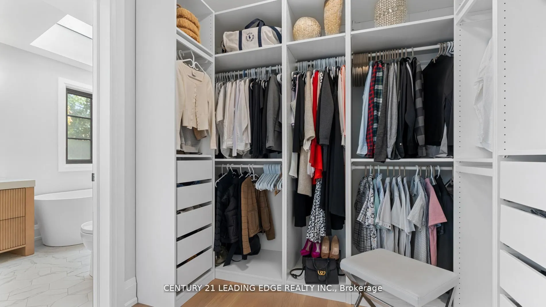 Photo 24 of 197 Glen Oak Drive, Oakville, West — HOMEH