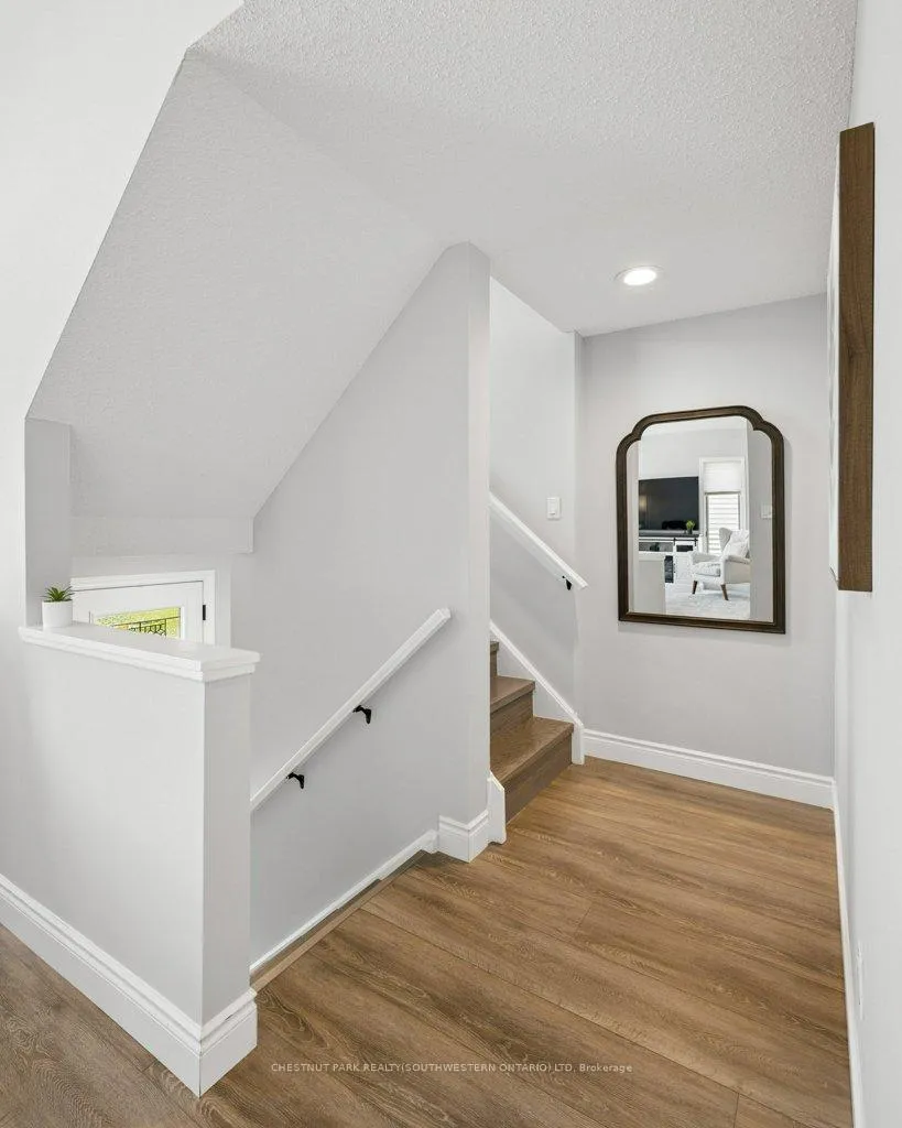 Photo 7 of 530 Penny Lane, Waterloo — HOMEH