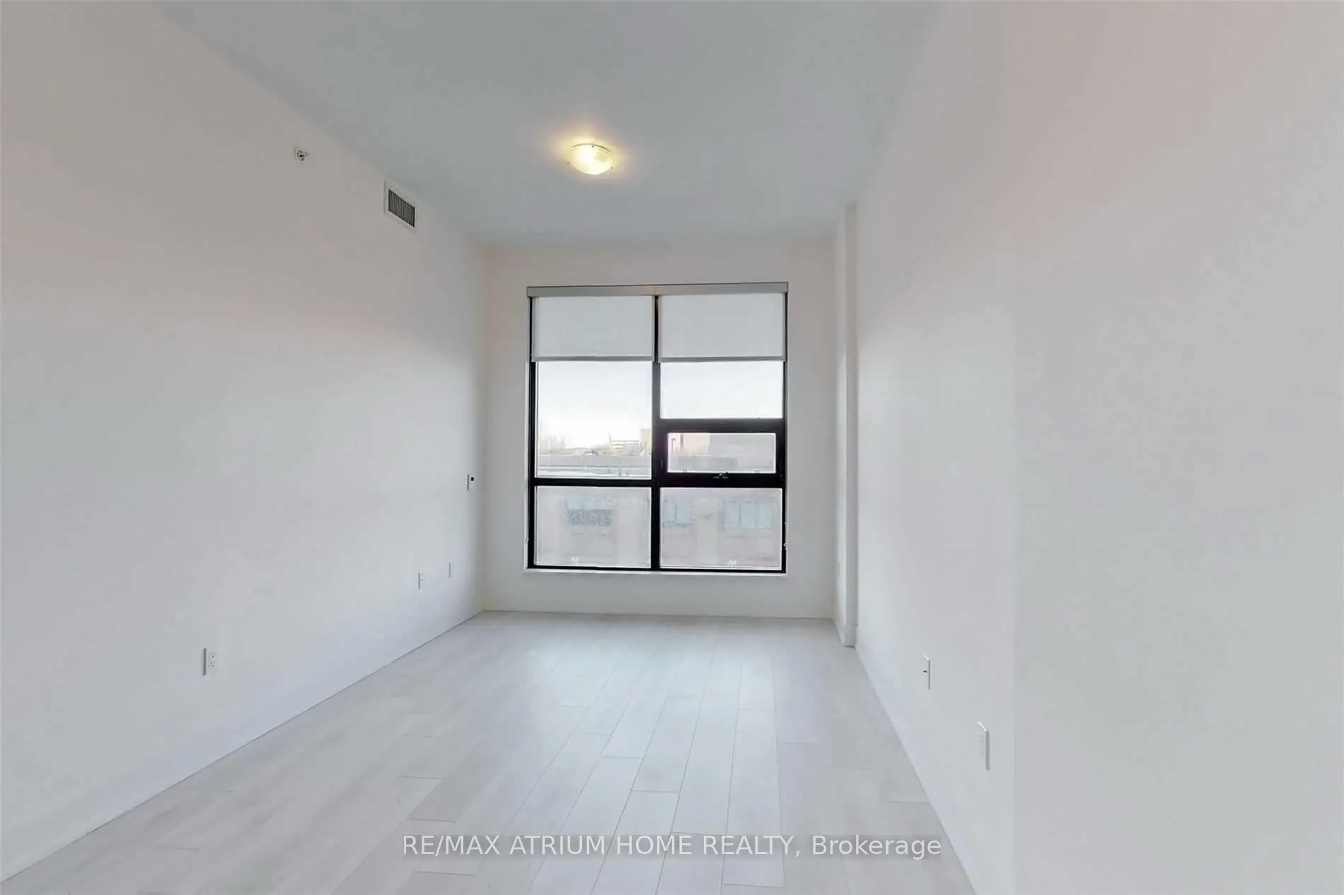 Photo 6 of Unit 210, 2908 Highway 7 Road, Vaughan, Concord — HOMEH