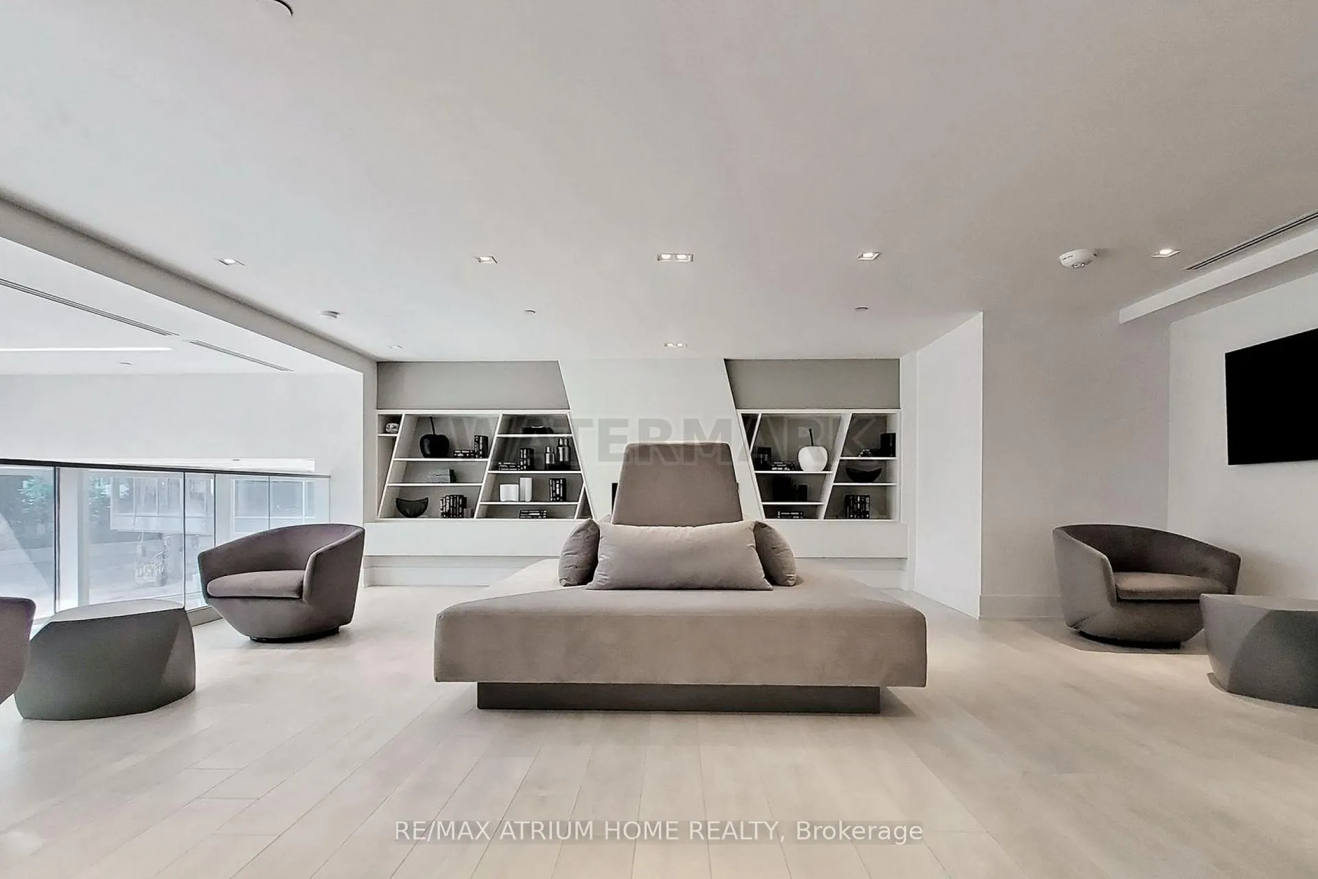 Photo 34 of Unit 210, 2908 Highway 7 Road, Vaughan, Concord — HOMEH