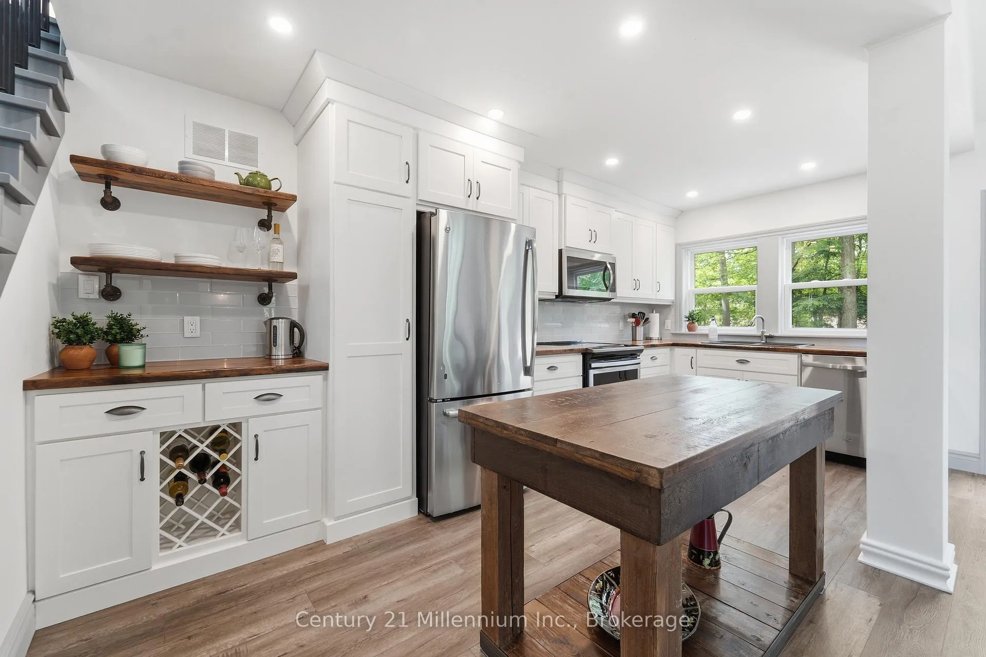 Photo 11 of 117 Hemlock Street, Huron-Kinloss — HOMEH