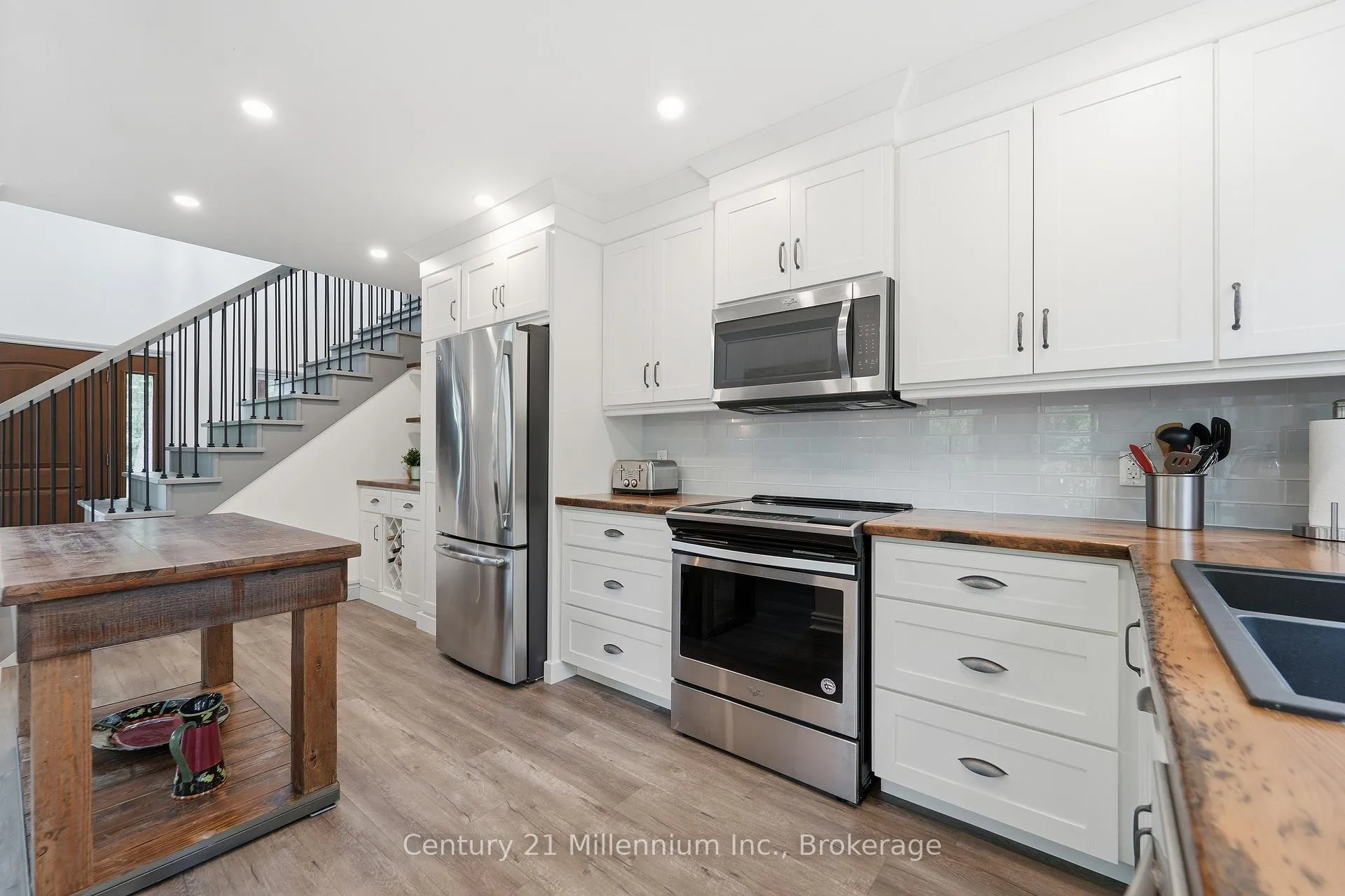 Photo 12 of 117 Hemlock Street, Huron-Kinloss — HOMEH