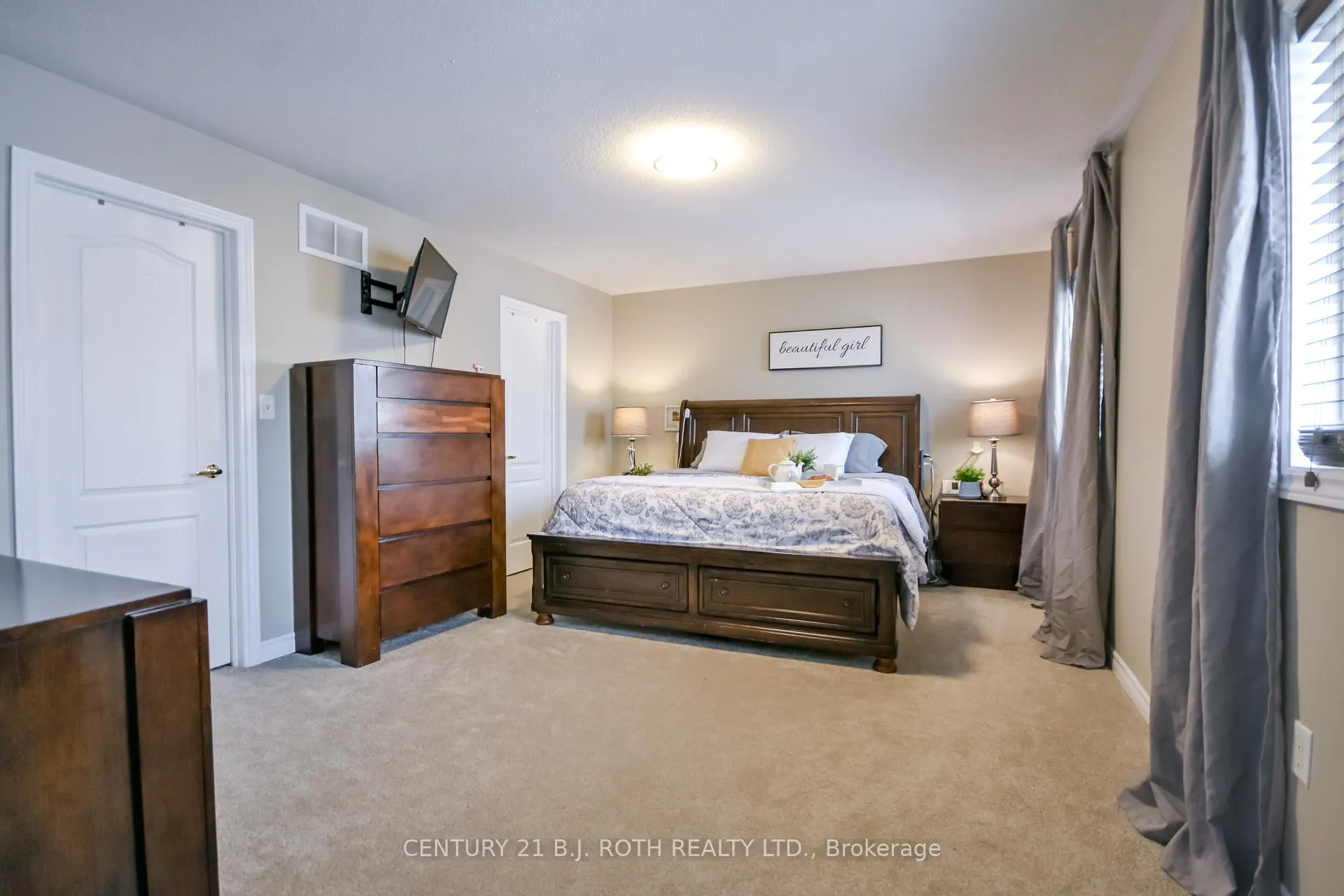 Photo 16 of 47 Maple Crown Terrace, Barrie, Innis-Shore — HOMEH