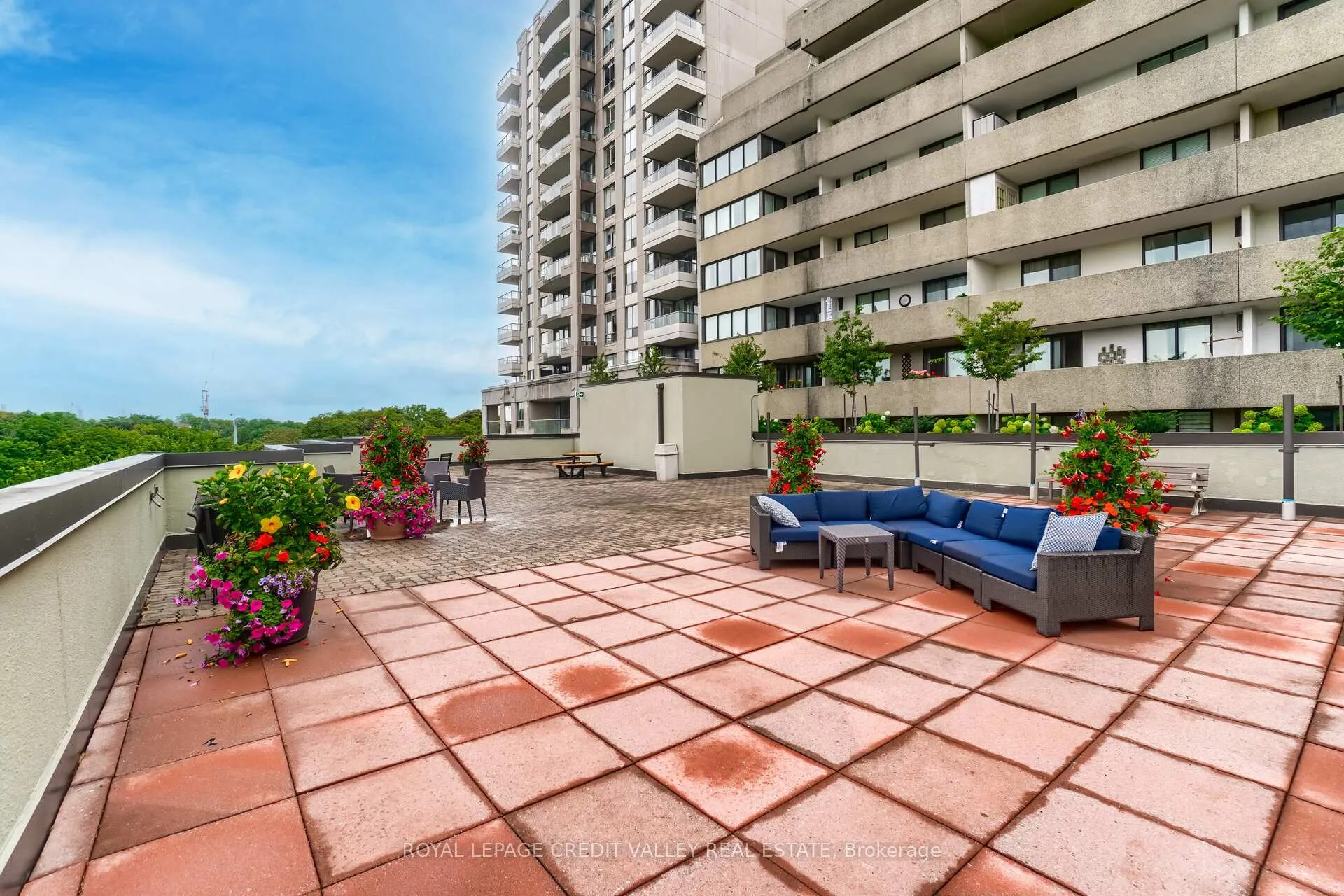 Photo 33 of Unit 601, 360 Bloor Street E, Toronto, Rosedale-Moore Park — HOMEH