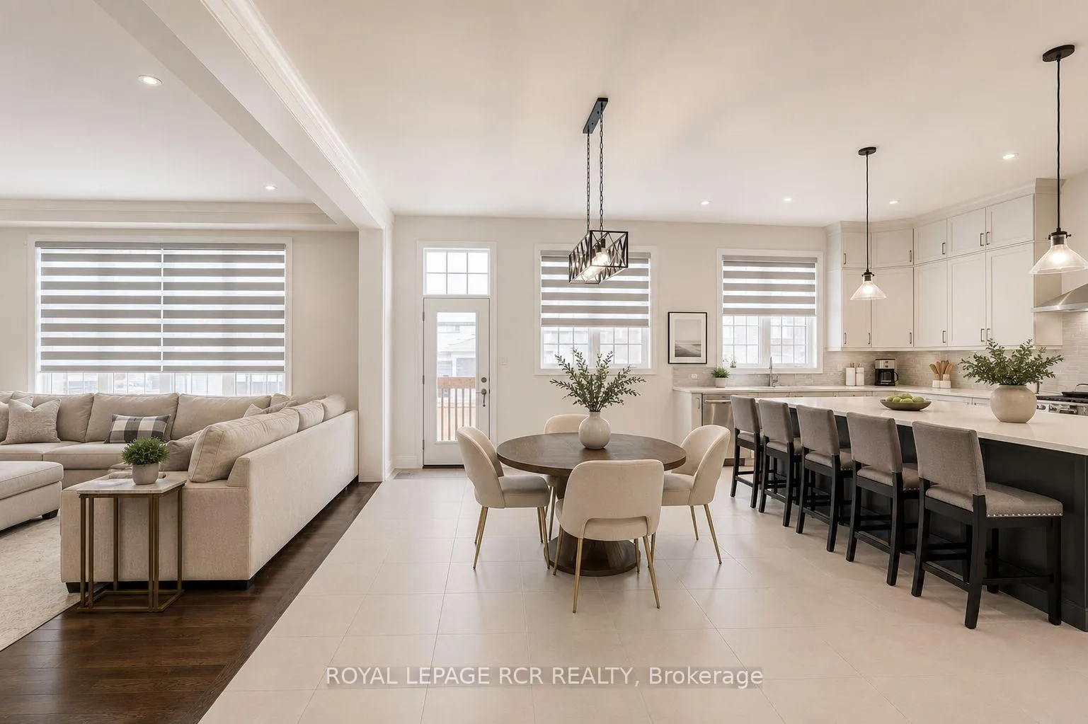 Photo 10 of 180 Klein Mills Road, Vaughan, Kleinburg — HOMEH