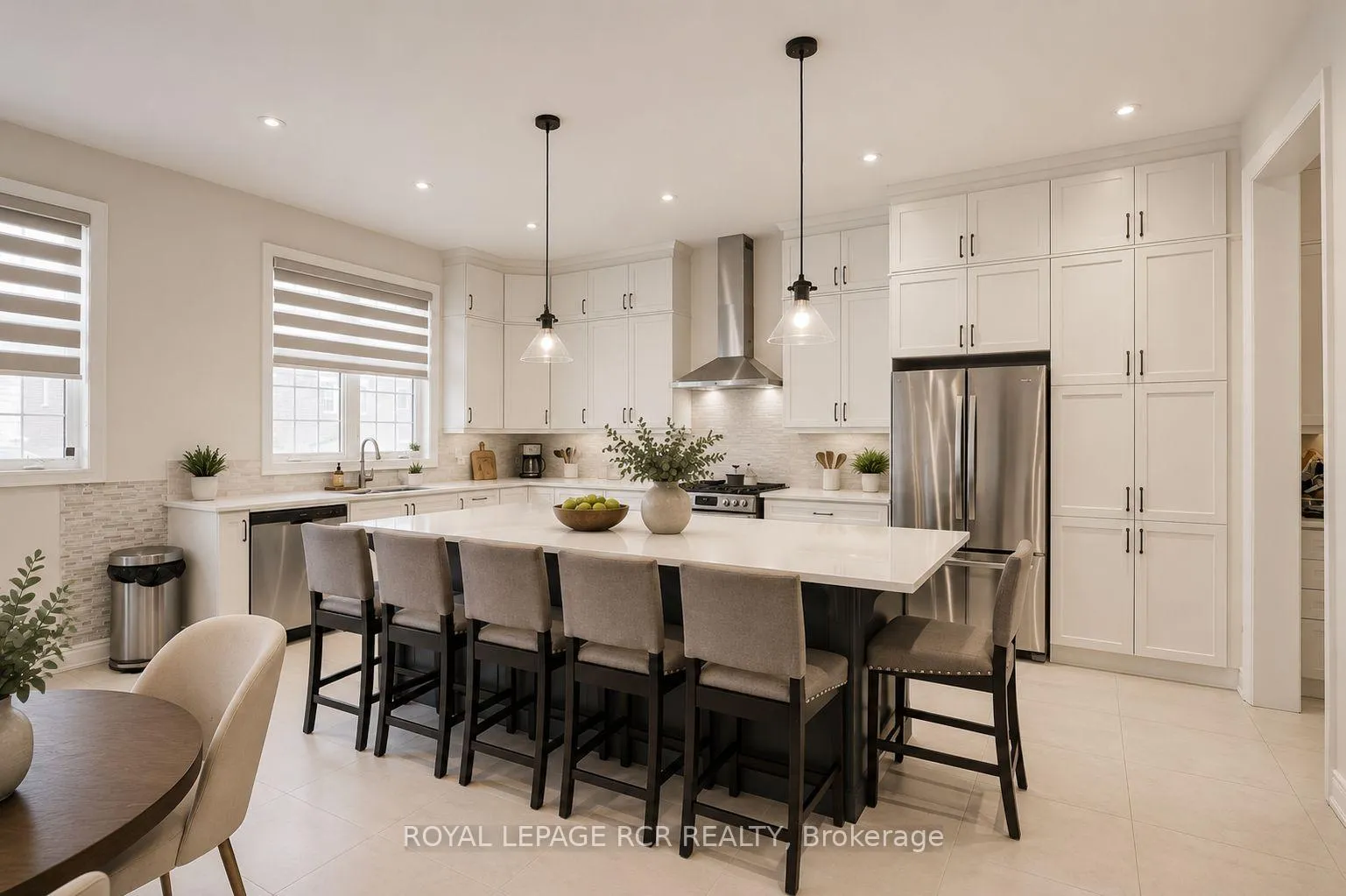 Photo 11 of 180 Klein Mills Road, Vaughan, Kleinburg — HOMEH