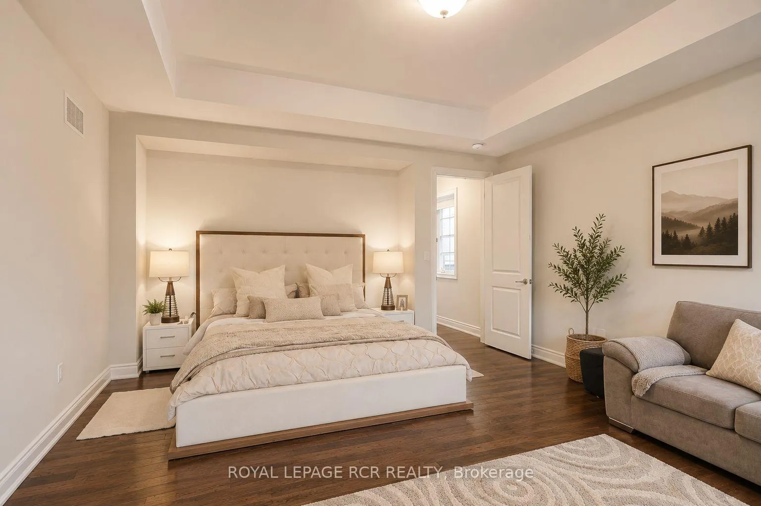 Photo 16 of 180 Klein Mills Road, Vaughan, Kleinburg — HOMEH