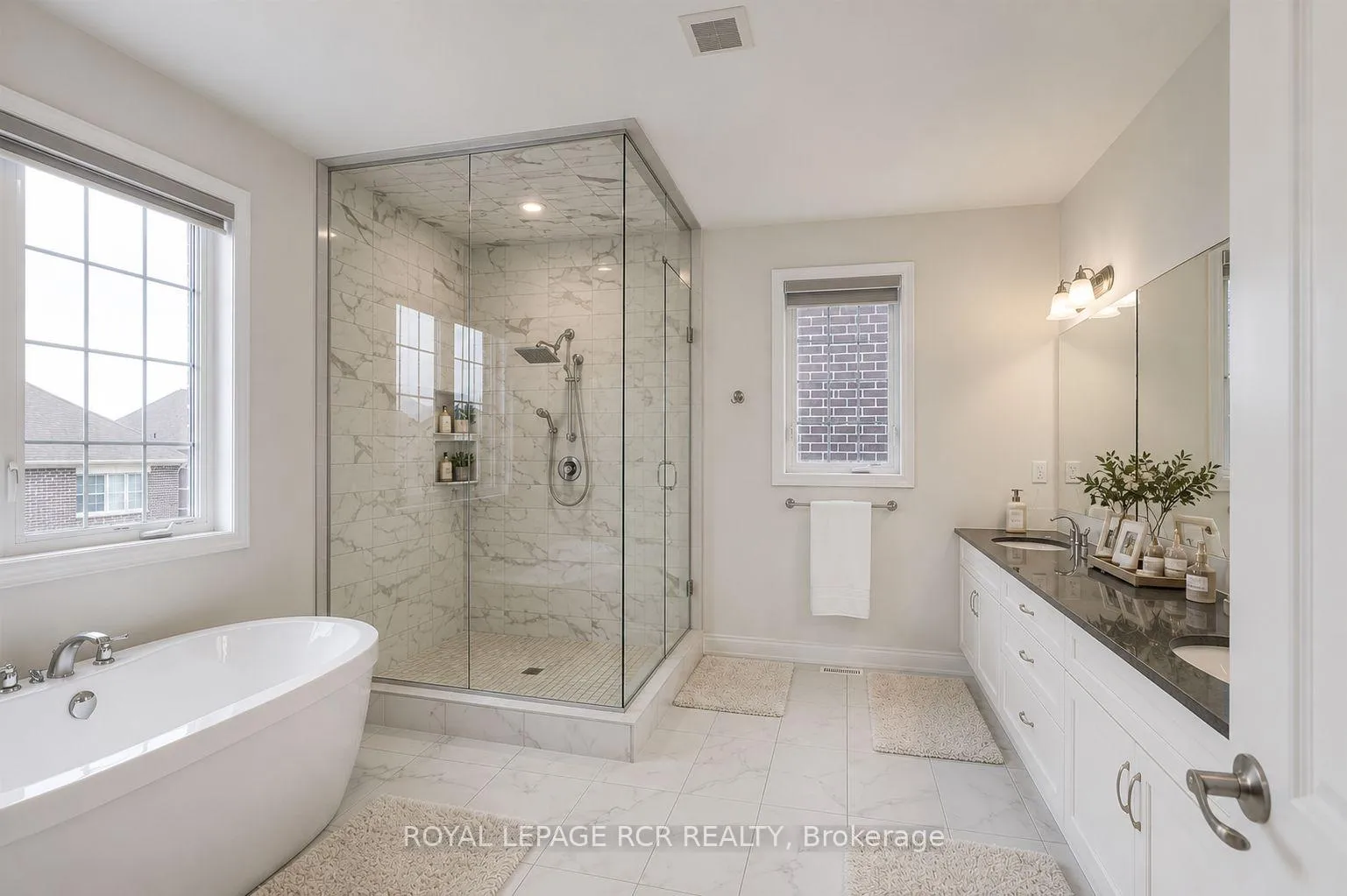 Photo 18 of 180 Klein Mills Road, Vaughan, Kleinburg — HOMEH