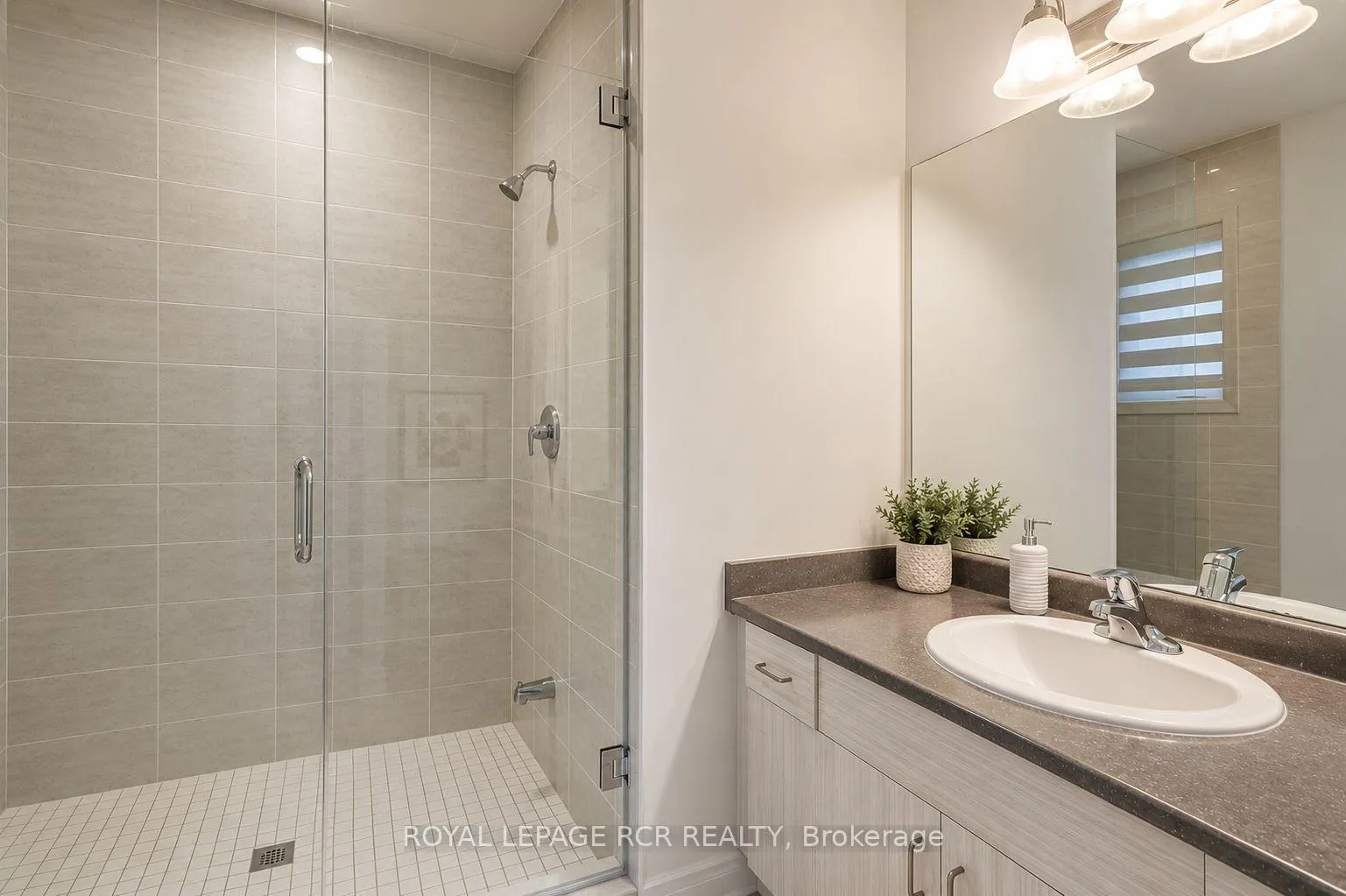 Photo 22 of 180 Klein Mills Road, Vaughan, Kleinburg — HOMEH