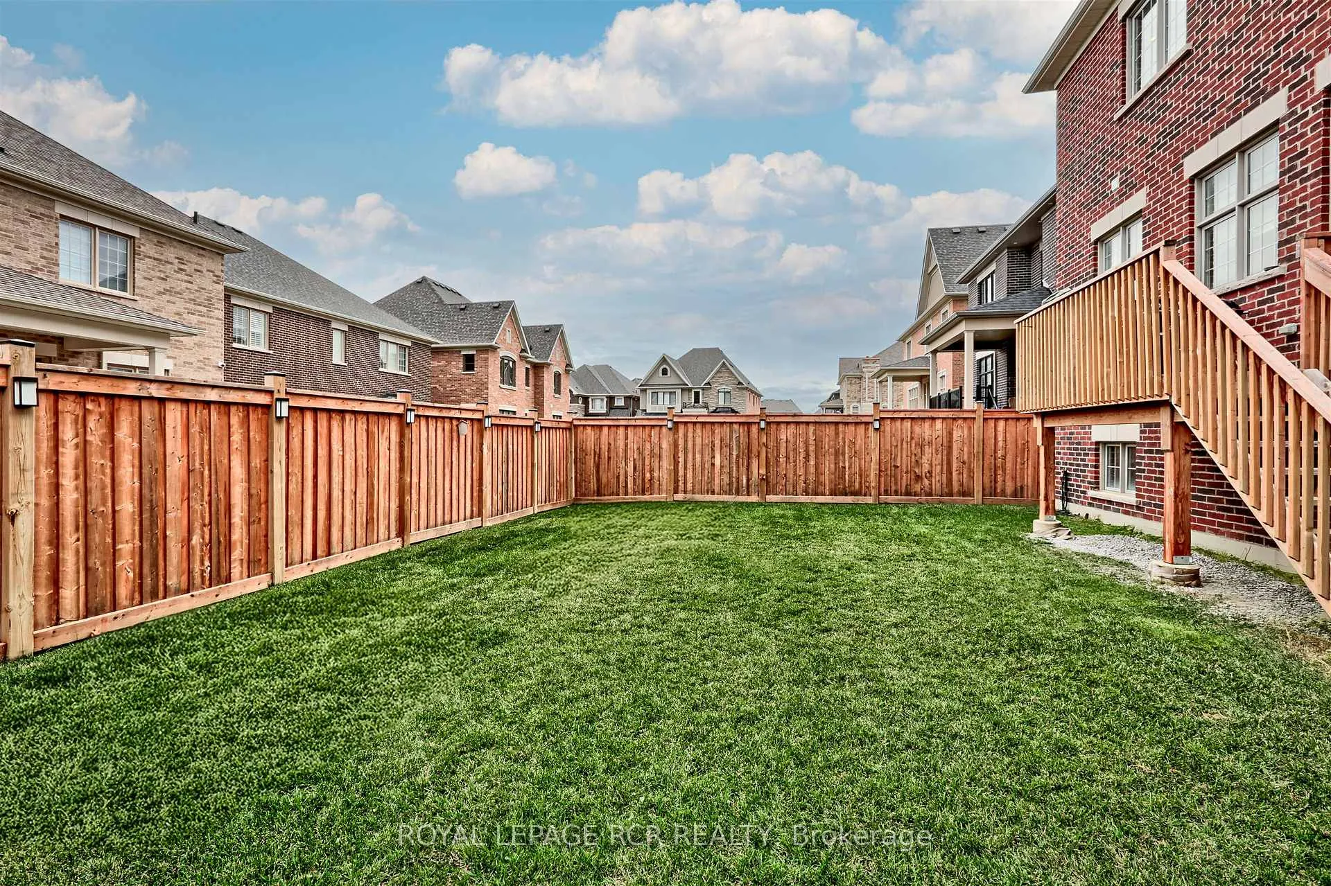 Photo 25 of 180 Klein Mills Road, Vaughan, Kleinburg — HOMEH