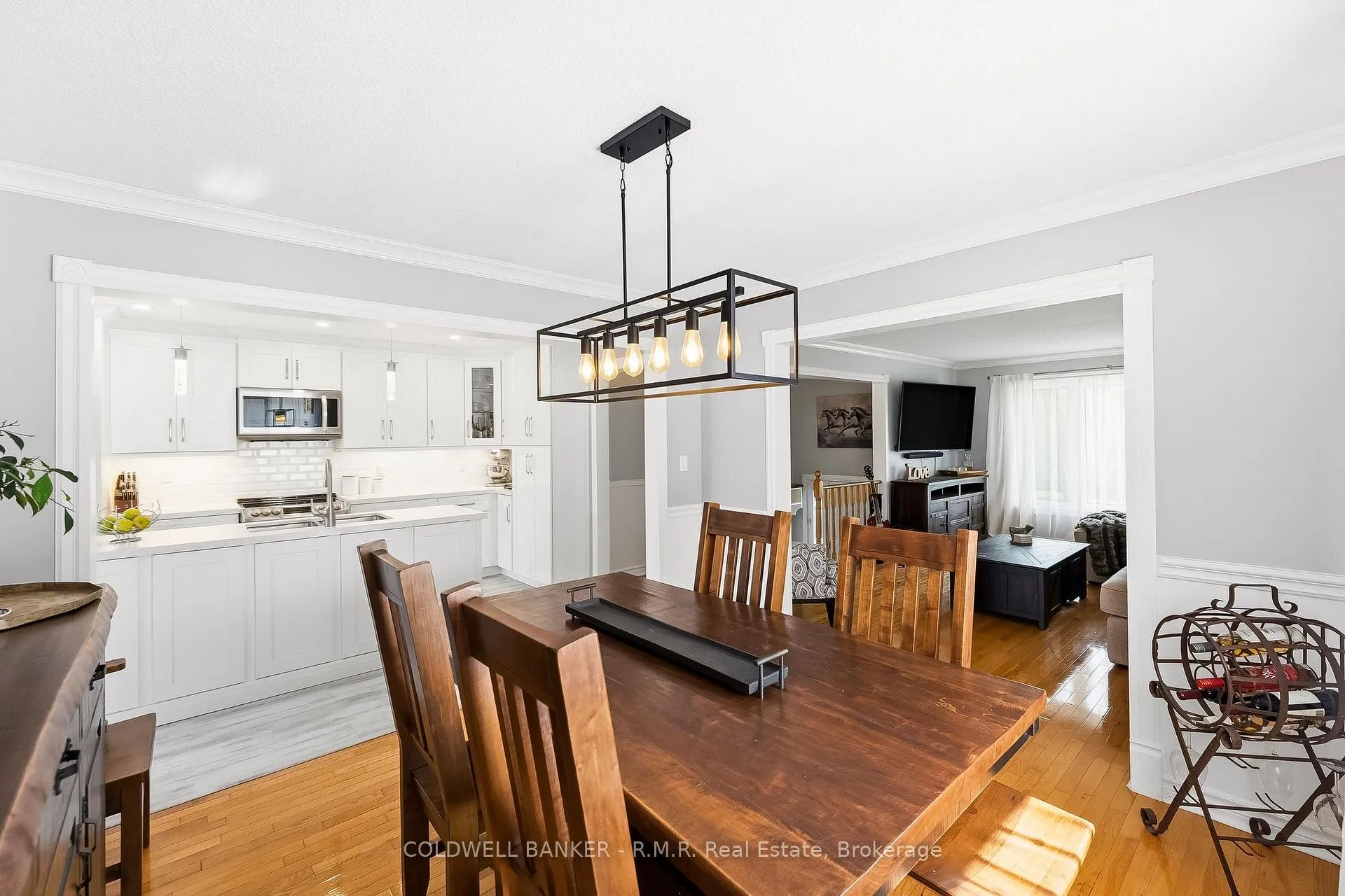 Photo 10 of 14 Glenabbey Drive, Clarington, Courtice — HOMEH