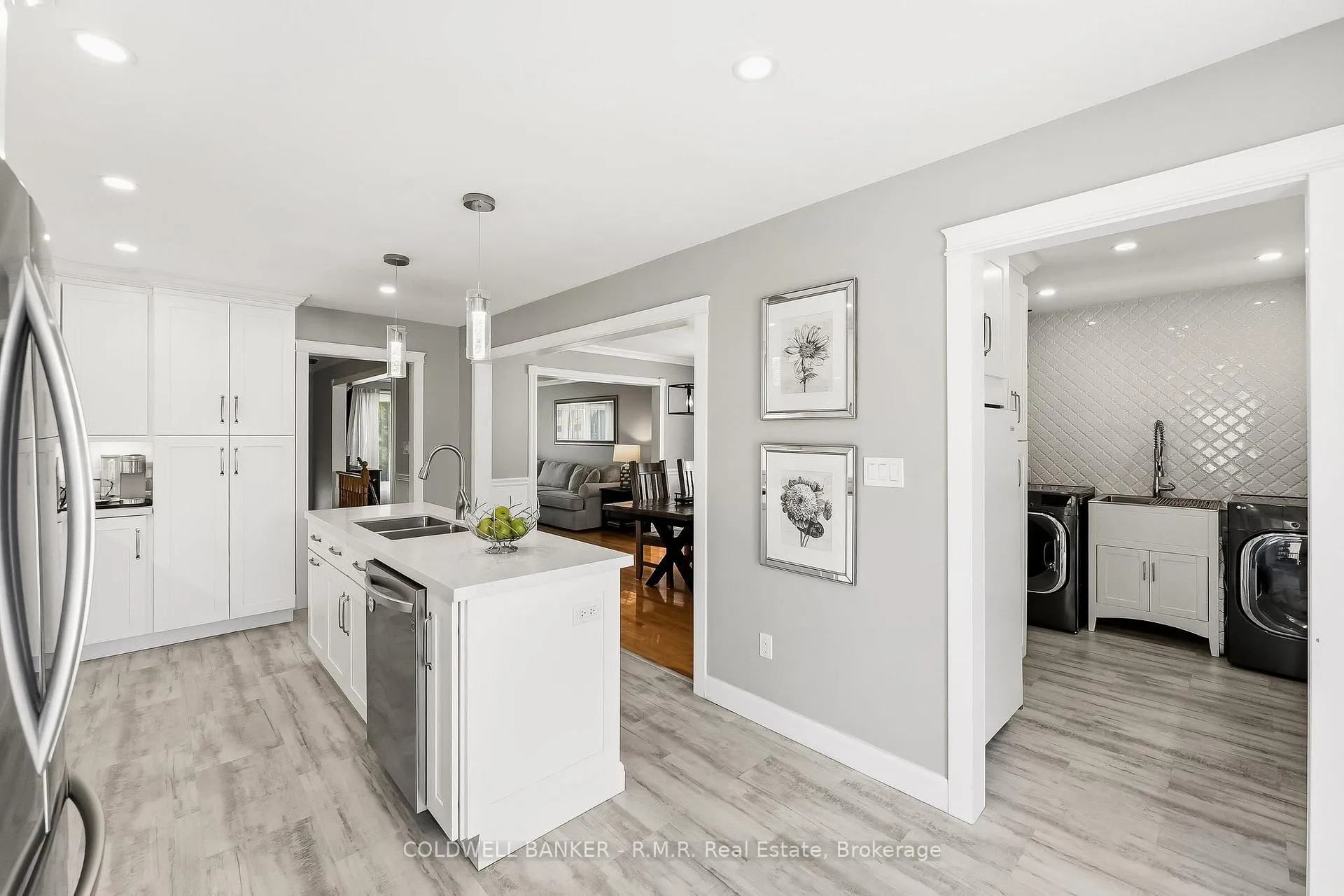 Photo 15 of 14 Glenabbey Drive, Clarington, Courtice — HOMEH