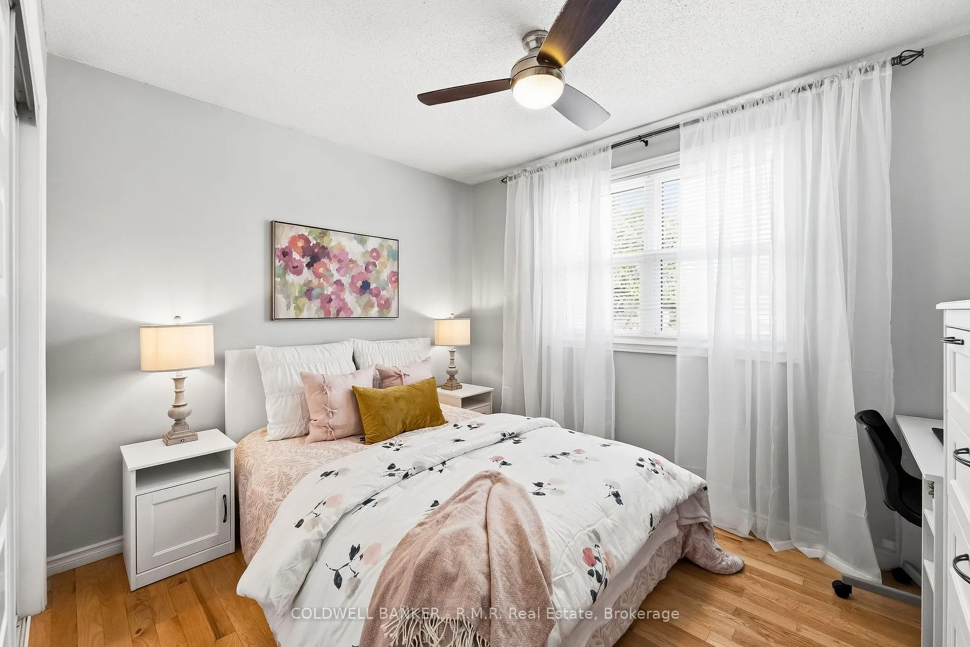 Photo 23 of 14 Glenabbey Drive, Clarington, Courtice — HOMEH